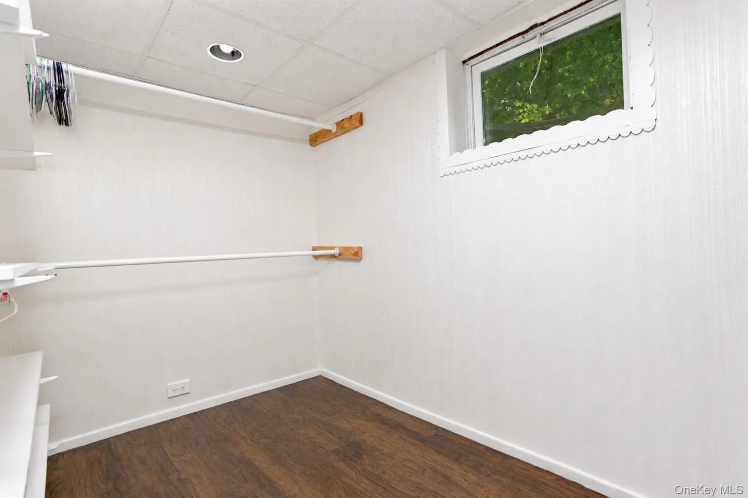 132 48th Street, Babylon, NY, 3 Bedrooms Bedrooms, 5 Rooms Rooms,1 BathroomBathrooms,Residential,For Rent,48th,0,1036229 132 48th Street, Babylon, NY, 3 Bedrooms Bedrooms, 5 Rooms Rooms,1 BathroomBathrooms,Residential,For Rent,48th,0,1036229