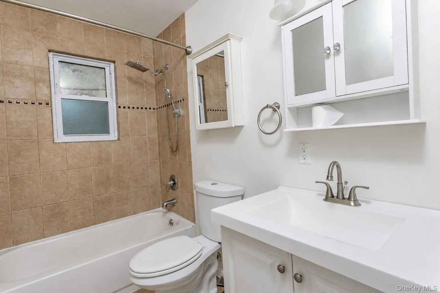 132 48th Street, Babylon, NY, 3 Bedrooms Bedrooms, 5 Rooms Rooms,1 BathroomBathrooms,Residential,For Rent,48th,0,1036229 132 48th Street, Babylon, NY, 3 Bedrooms Bedrooms, 5 Rooms Rooms,1 BathroomBathrooms,Residential,For Rent,48th,0,1036229
