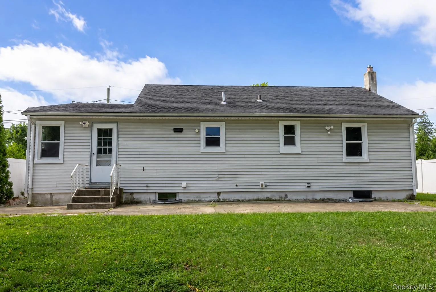 132 48th Street, Babylon, NY, 3 Bedrooms Bedrooms, 5 Rooms Rooms,1 BathroomBathrooms,Residential,For Rent,48th,0,1036229 132 48th Street, Babylon, NY, 3 Bedrooms Bedrooms, 5 Rooms Rooms,1 BathroomBathrooms,Residential,For Rent,48th,0,1036229
