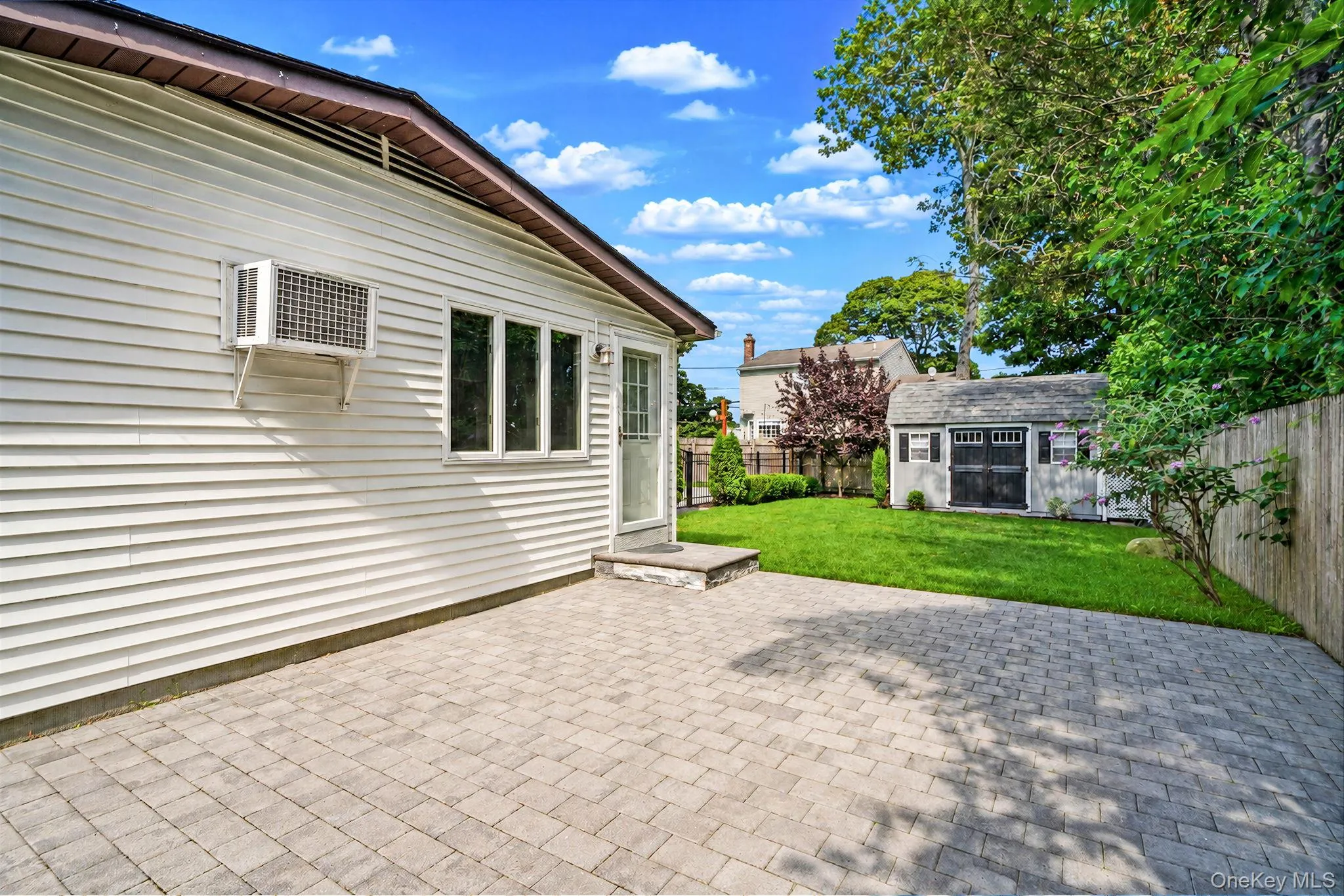 117 Broadway, Brookhaven, NY, 3 Bedrooms Bedrooms, 7 Rooms Rooms,1 BathroomBathrooms,Residential,For Rent,Broadway,0,1036230 117 Broadway, Brookhaven, NY, 3 Bedrooms Bedrooms, 7 Rooms Rooms,1 BathroomBathrooms,Residential,For Rent,Broadway,0,1036230