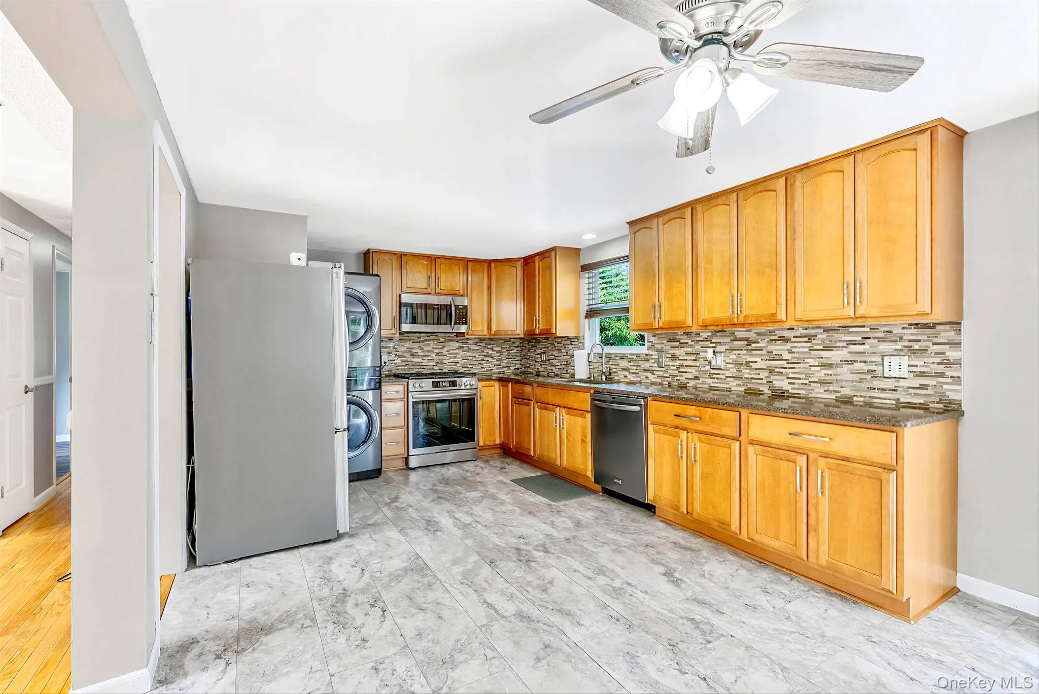 117 Broadway, Brookhaven, NY, 3 Bedrooms Bedrooms, 7 Rooms Rooms,1 BathroomBathrooms,Residential,For Rent,Broadway,0,1036230 117 Broadway, Brookhaven, NY, 3 Bedrooms Bedrooms, 7 Rooms Rooms,1 BathroomBathrooms,Residential,For Rent,Broadway,0,1036230