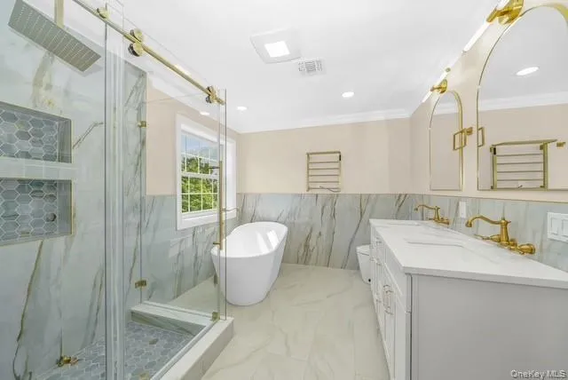 14 Lindsey Place, Islip, NY, 4 Bedrooms Bedrooms, 9 Rooms Rooms,3 BathroomsBathrooms,Residential,For Rent,Lindsey,0,1036231 14 Lindsey Place, Islip, NY, 4 Bedrooms Bedrooms, 9 Rooms Rooms,3 BathroomsBathrooms,Residential,For Rent,Lindsey,0,1036231