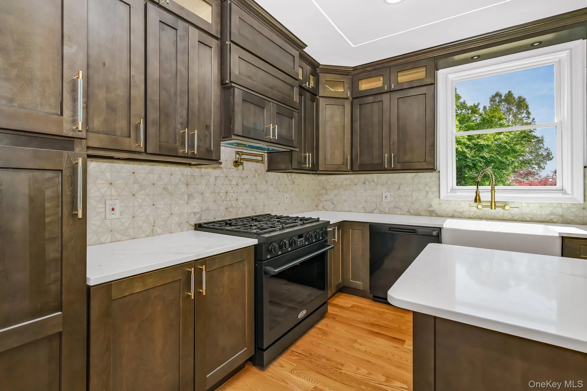 14 Lindsey Place, Islip, NY, 4 Bedrooms Bedrooms, 9 Rooms Rooms,3 BathroomsBathrooms,Residential,For Rent,Lindsey,0,1036231 14 Lindsey Place, Islip, NY, 4 Bedrooms Bedrooms, 9 Rooms Rooms,3 BathroomsBathrooms,Residential,For Rent,Lindsey,0,1036231