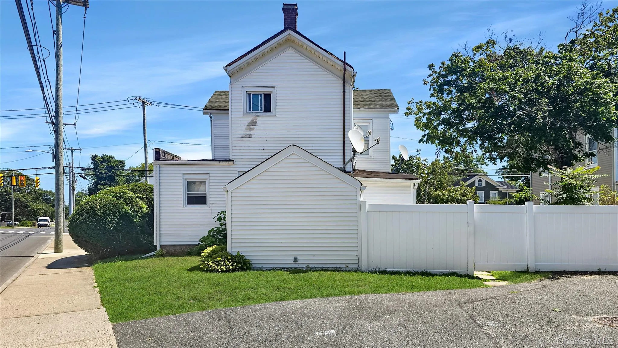 76 Oak Street, Brookhaven, NY, 5 Bedrooms Bedrooms, 9 Rooms Rooms,3 BathroomsBathrooms,Residential,For Rent,Oak,0,1036234 76 Oak Street, Brookhaven, NY, 5 Bedrooms Bedrooms, 9 Rooms Rooms,3 BathroomsBathrooms,Residential,For Rent,Oak,0,1036234