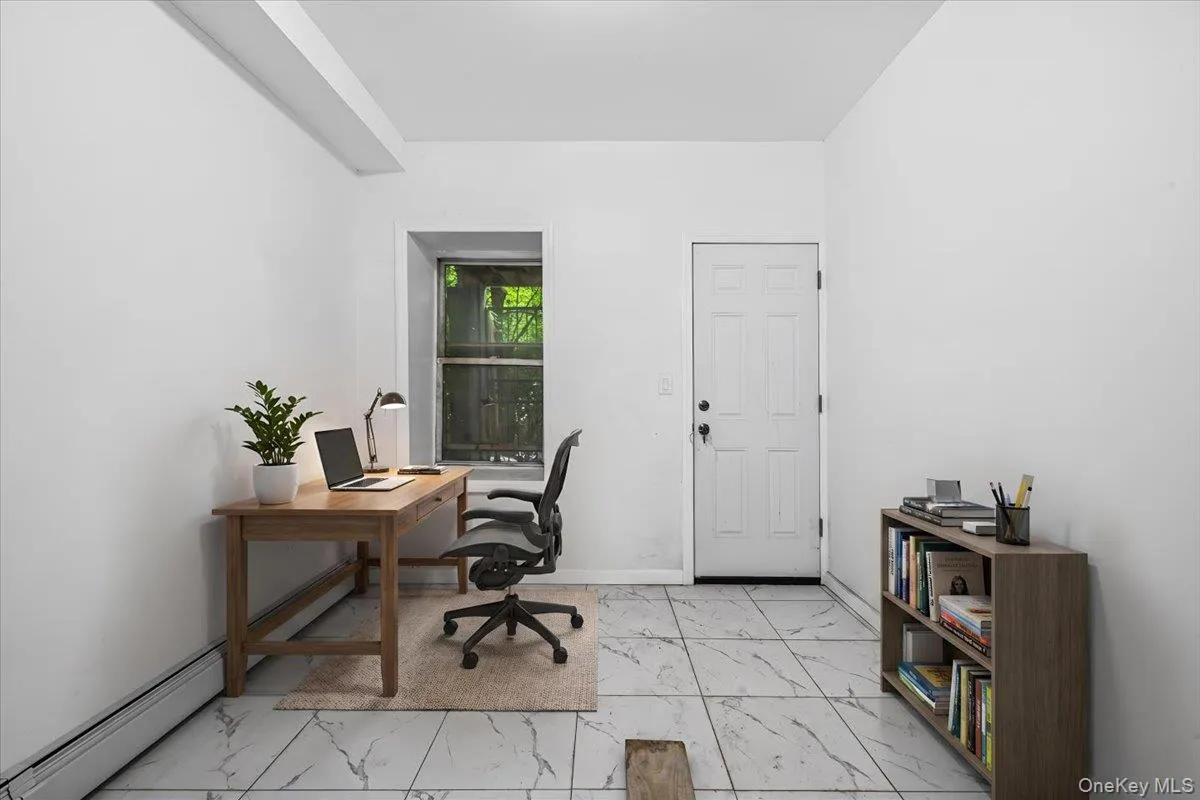 2050 Ryer Avenue, New York, NY, 4 Bedrooms Bedrooms, 7 Rooms Rooms,3 BathroomsBathrooms,Residential,For Rent,Ryer,0,1036237 2050 Ryer Avenue, New York, NY, 4 Bedrooms Bedrooms, 7 Rooms Rooms,3 BathroomsBathrooms,Residential,For Rent,Ryer,0,1036237