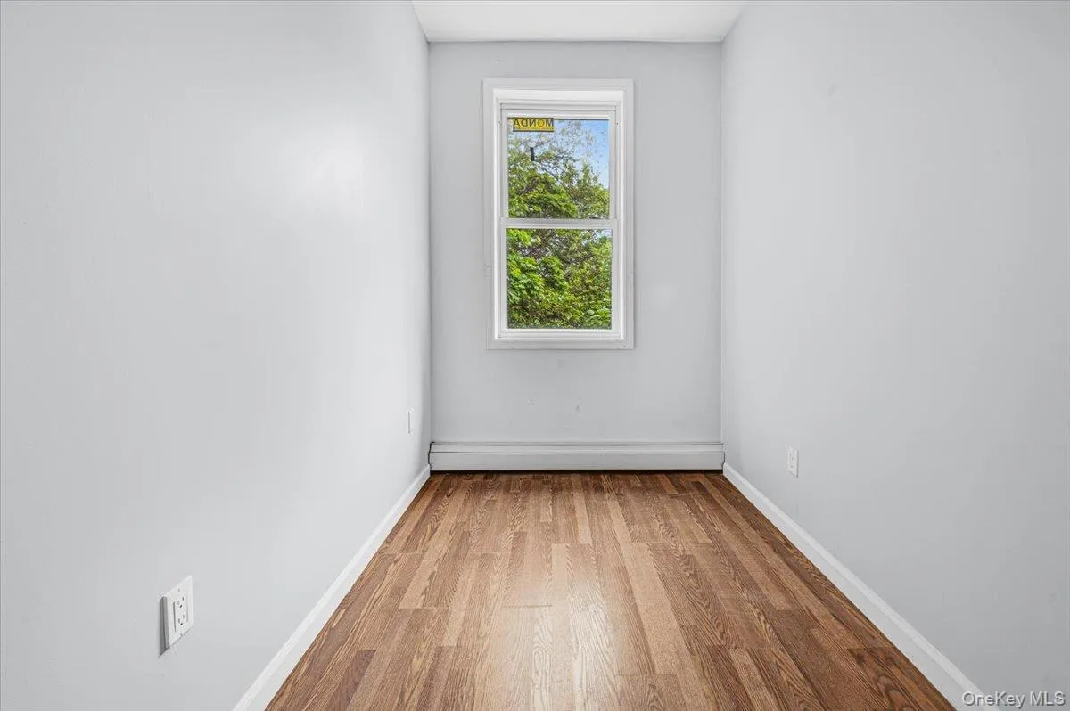 2050 Ryer Avenue, New York, NY, 4 Bedrooms Bedrooms, 7 Rooms Rooms,3 BathroomsBathrooms,Residential,For Rent,Ryer,0,1036237 2050 Ryer Avenue, New York, NY, 4 Bedrooms Bedrooms, 7 Rooms Rooms,3 BathroomsBathrooms,Residential,For Rent,Ryer,0,1036237