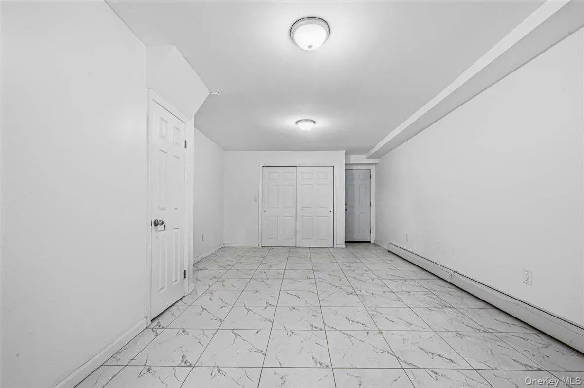 2050 Ryer Avenue, New York, NY, 4 Bedrooms Bedrooms, 7 Rooms Rooms,3 BathroomsBathrooms,Residential,For Rent,Ryer,0,1036237 2050 Ryer Avenue, New York, NY, 4 Bedrooms Bedrooms, 7 Rooms Rooms,3 BathroomsBathrooms,Residential,For Rent,Ryer,0,1036237