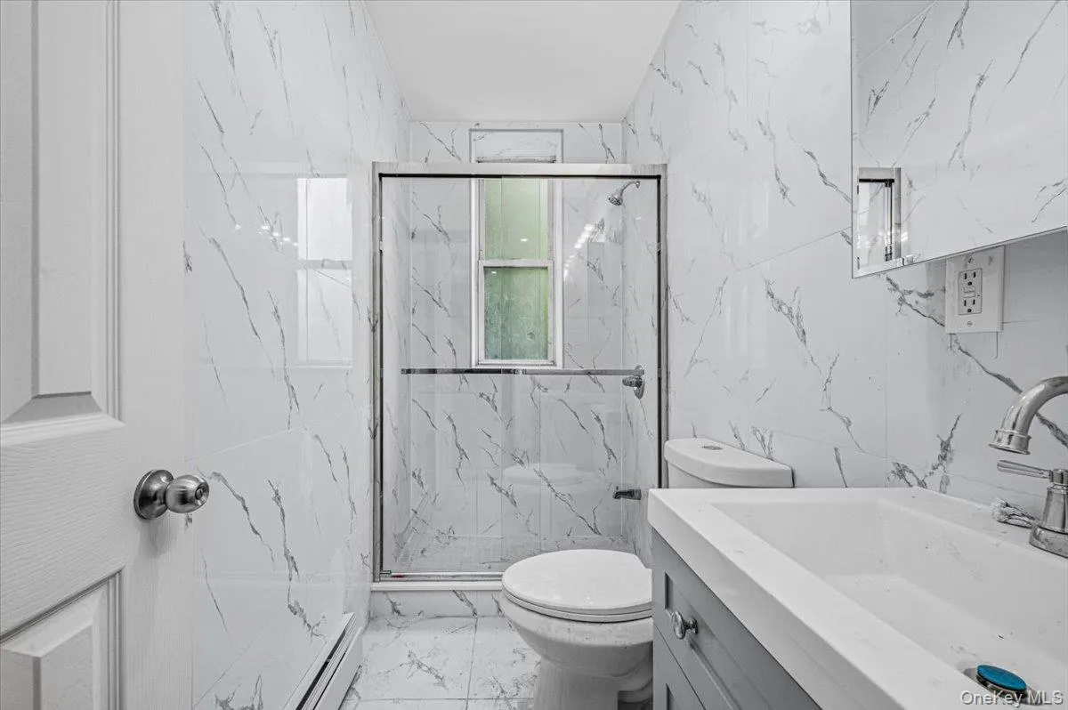 2050 Ryer Avenue, New York, NY, 4 Bedrooms Bedrooms, 7 Rooms Rooms,3 BathroomsBathrooms,Residential,For Rent,Ryer,0,1036237 2050 Ryer Avenue, New York, NY, 4 Bedrooms Bedrooms, 7 Rooms Rooms,3 BathroomsBathrooms,Residential,For Rent,Ryer,0,1036237