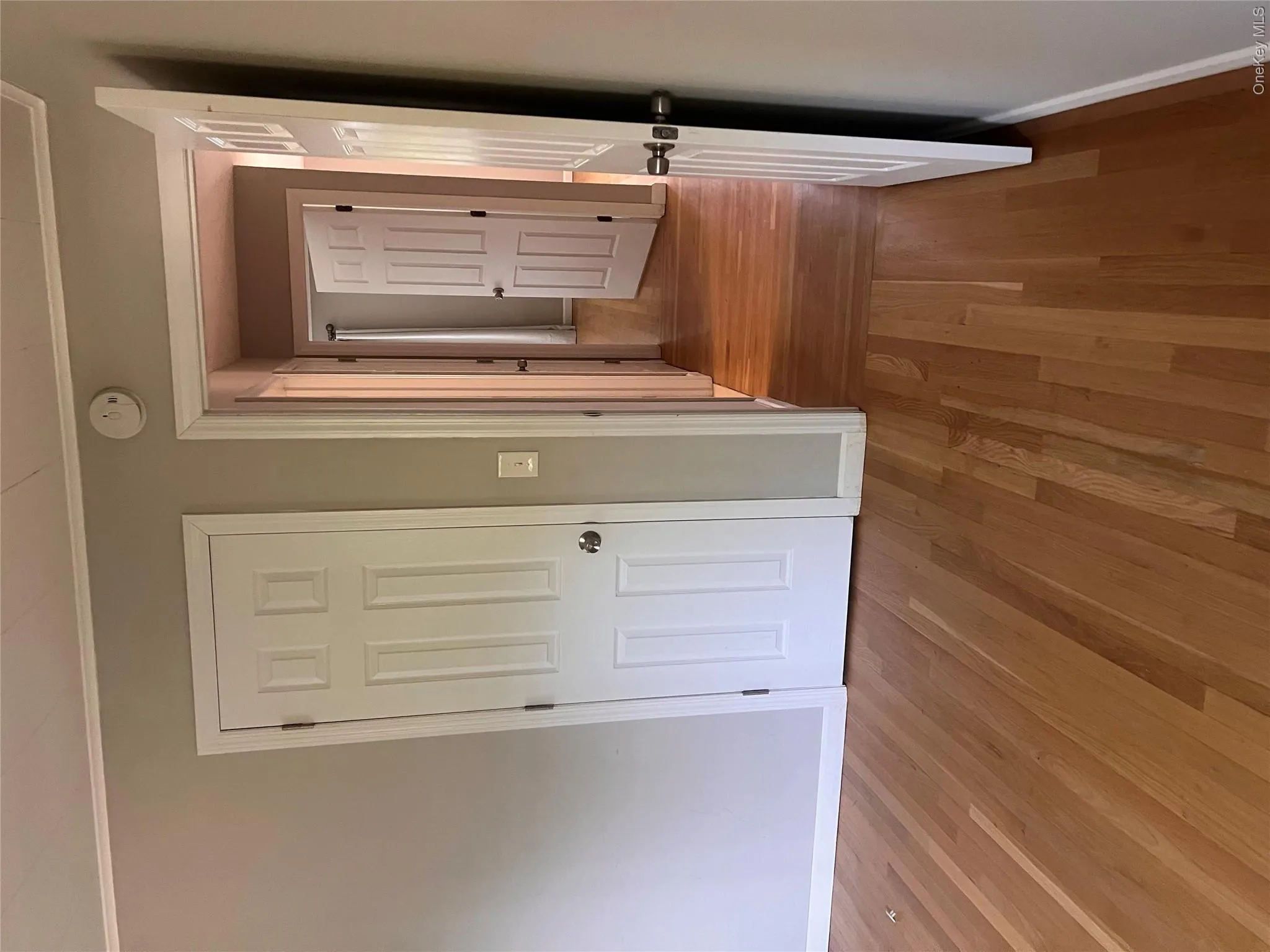 1375 Main Street, Riverhead, NY, 2 Bedrooms Bedrooms, 5 Rooms Rooms,1 BathroomBathrooms,Residential Lease,For Rent,Main,0,1036238 1375 Main Street, Riverhead, NY, 2 Bedrooms Bedrooms, 5 Rooms Rooms,1 BathroomBathrooms,Residential Lease,For Rent,Main,0,1036238