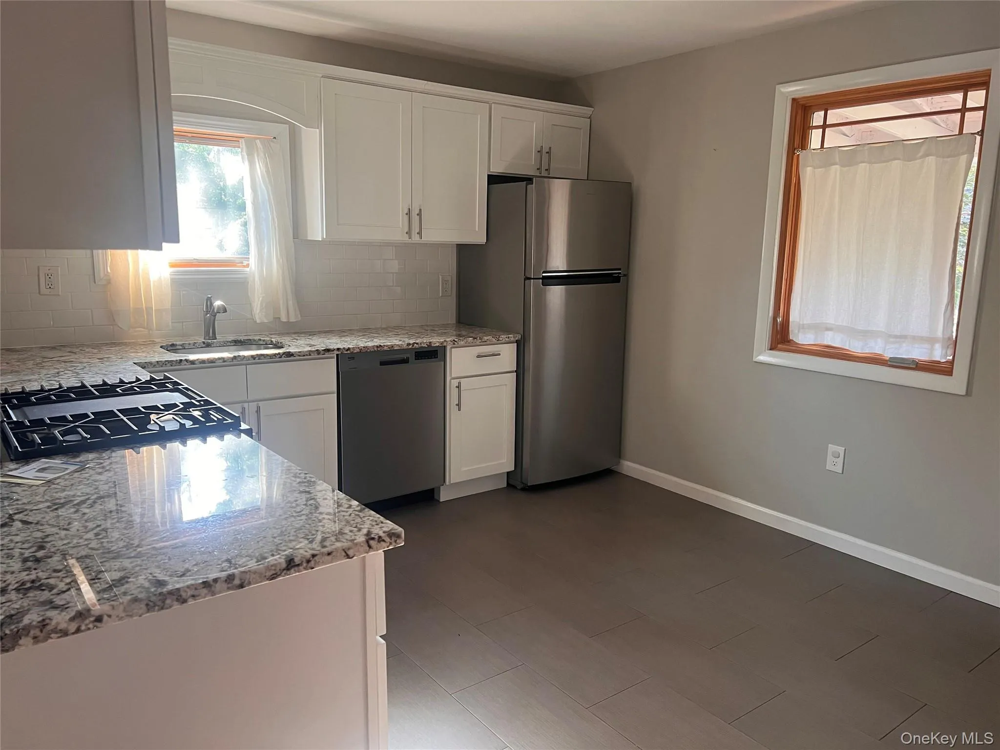 1375 Main Street, Riverhead, NY, 2 Bedrooms Bedrooms, 5 Rooms Rooms,1 BathroomBathrooms,Residential Lease,For Rent,Main,0,1036238 1375 Main Street, Riverhead, NY, 2 Bedrooms Bedrooms, 5 Rooms Rooms,1 BathroomBathrooms,Residential Lease,For Rent,Main,0,1036238