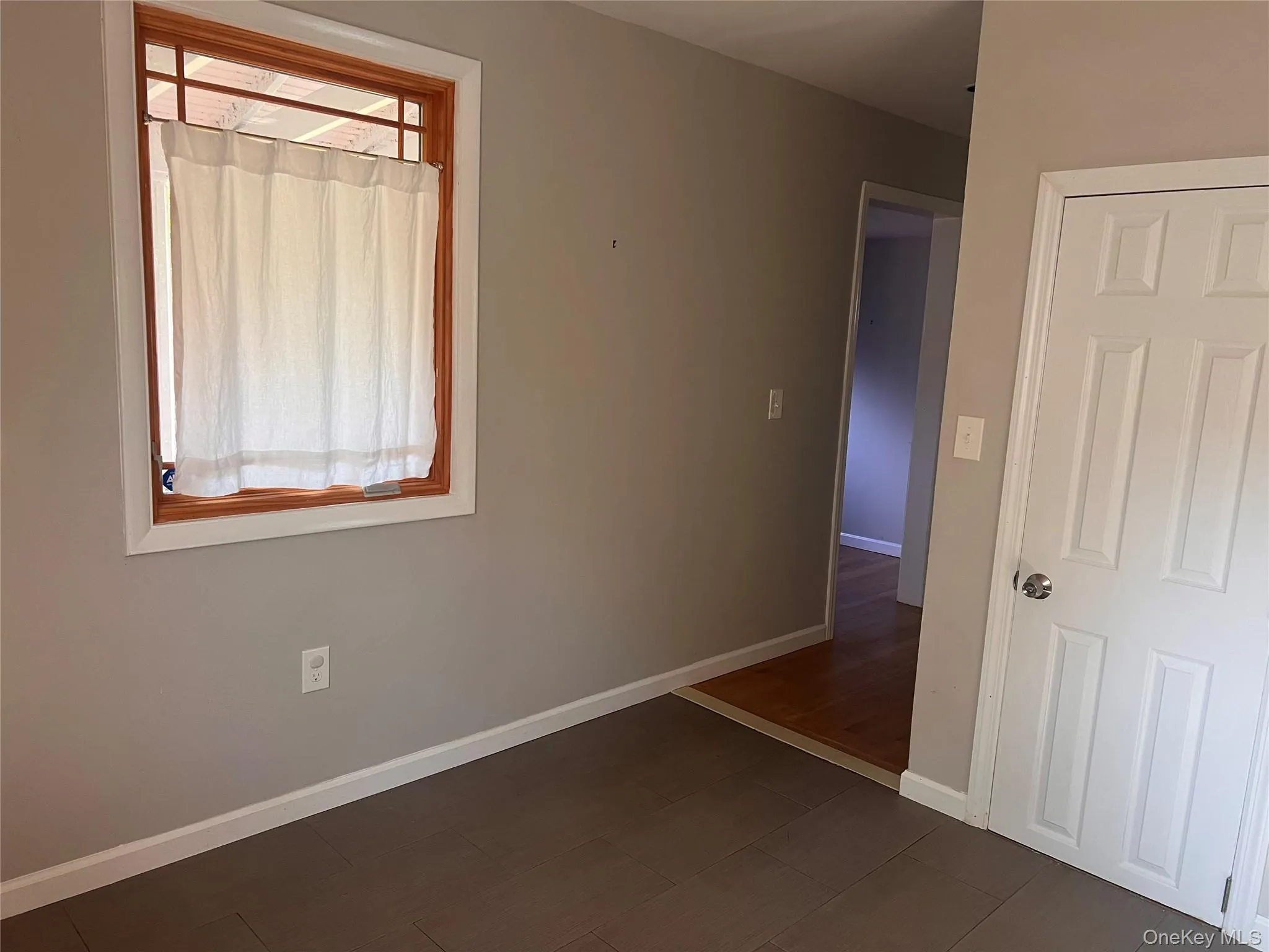 1375 Main Street, Riverhead, NY, 2 Bedrooms Bedrooms, 5 Rooms Rooms,1 BathroomBathrooms,Residential Lease,For Rent,Main,0,1036238 1375 Main Street, Riverhead, NY, 2 Bedrooms Bedrooms, 5 Rooms Rooms,1 BathroomBathrooms,Residential Lease,For Rent,Main,0,1036238