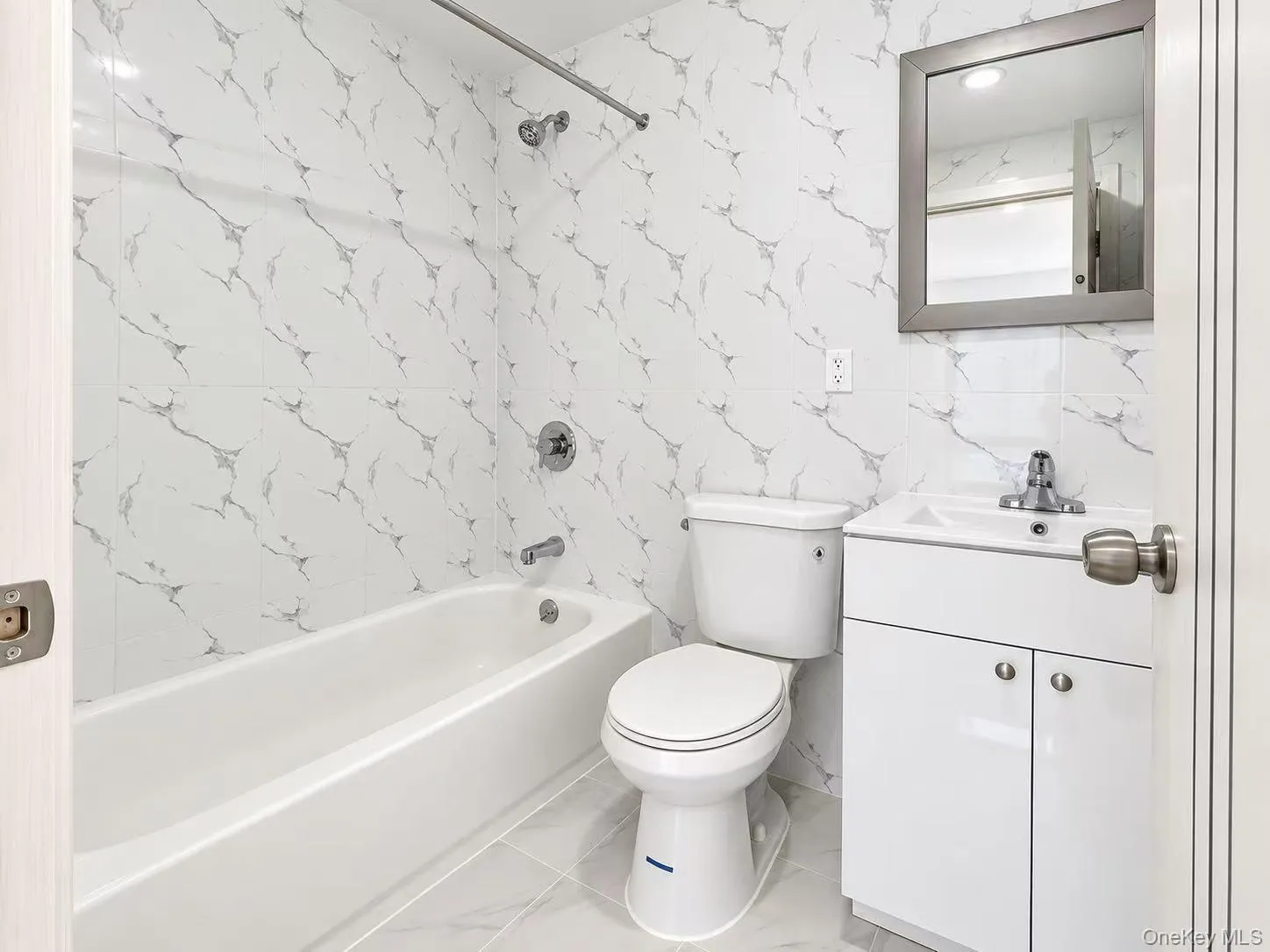 70-40 45th Avenue, New York, NY, 2 Bedroom Bedrooms, 5 Room Rooms,2 BathroomBathrooms,Residential Lease,For Rent,45th Avenue,0,1036242 70-40 45th Avenue, New York, NY, 2 Bedroom Bedrooms, 5 Room Rooms,2 BathroomBathrooms,Residential Lease,For Rent,45th Avenue,0,1036242