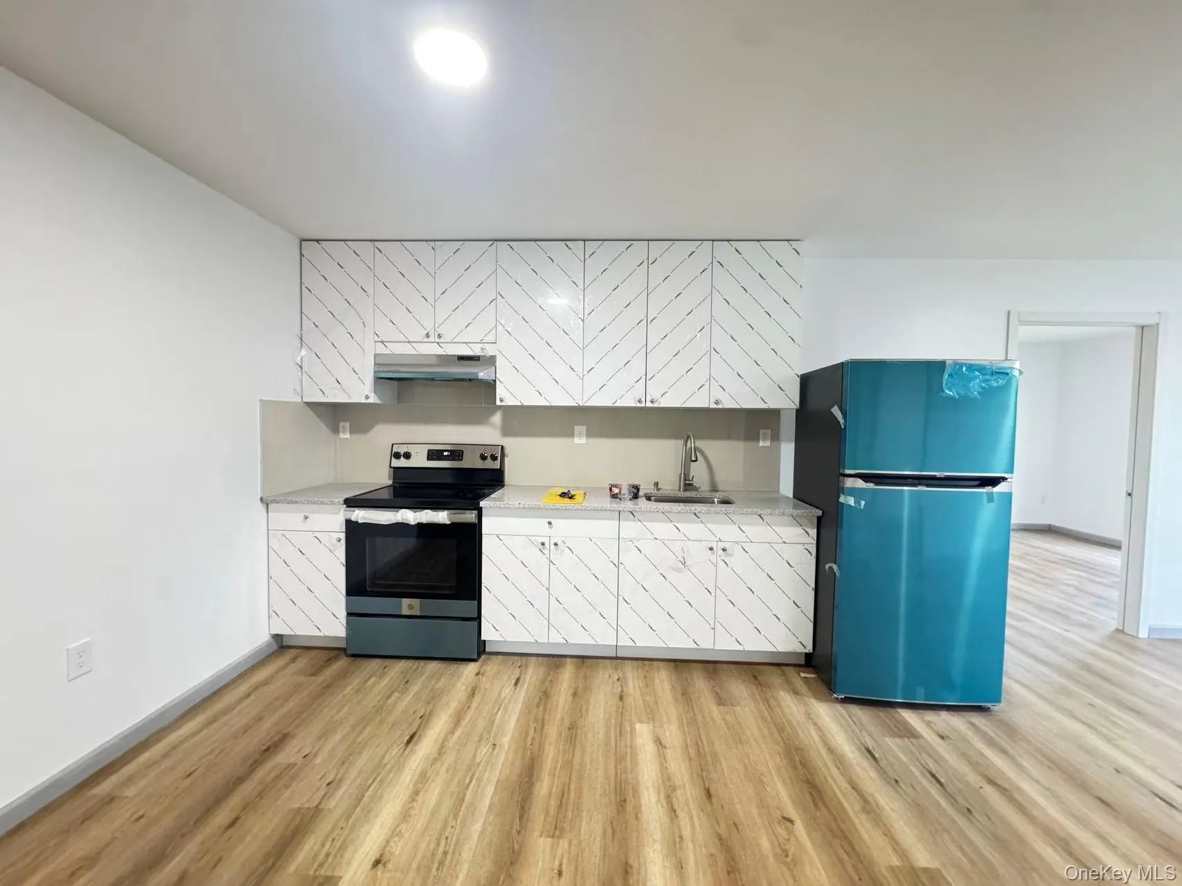 70-40 45th Avenue, New York, NY, 2 Bedrooms Bedrooms, 5 Rooms Rooms,2 BathroomsBathrooms,Residential Lease,For Rent,45th Avenue,0,1036242 70-40 45th Avenue, New York, NY, 2 Bedrooms Bedrooms, 5 Rooms Rooms,2 BathroomsBathrooms,Residential Lease,For Rent,45th Avenue,0,1036242