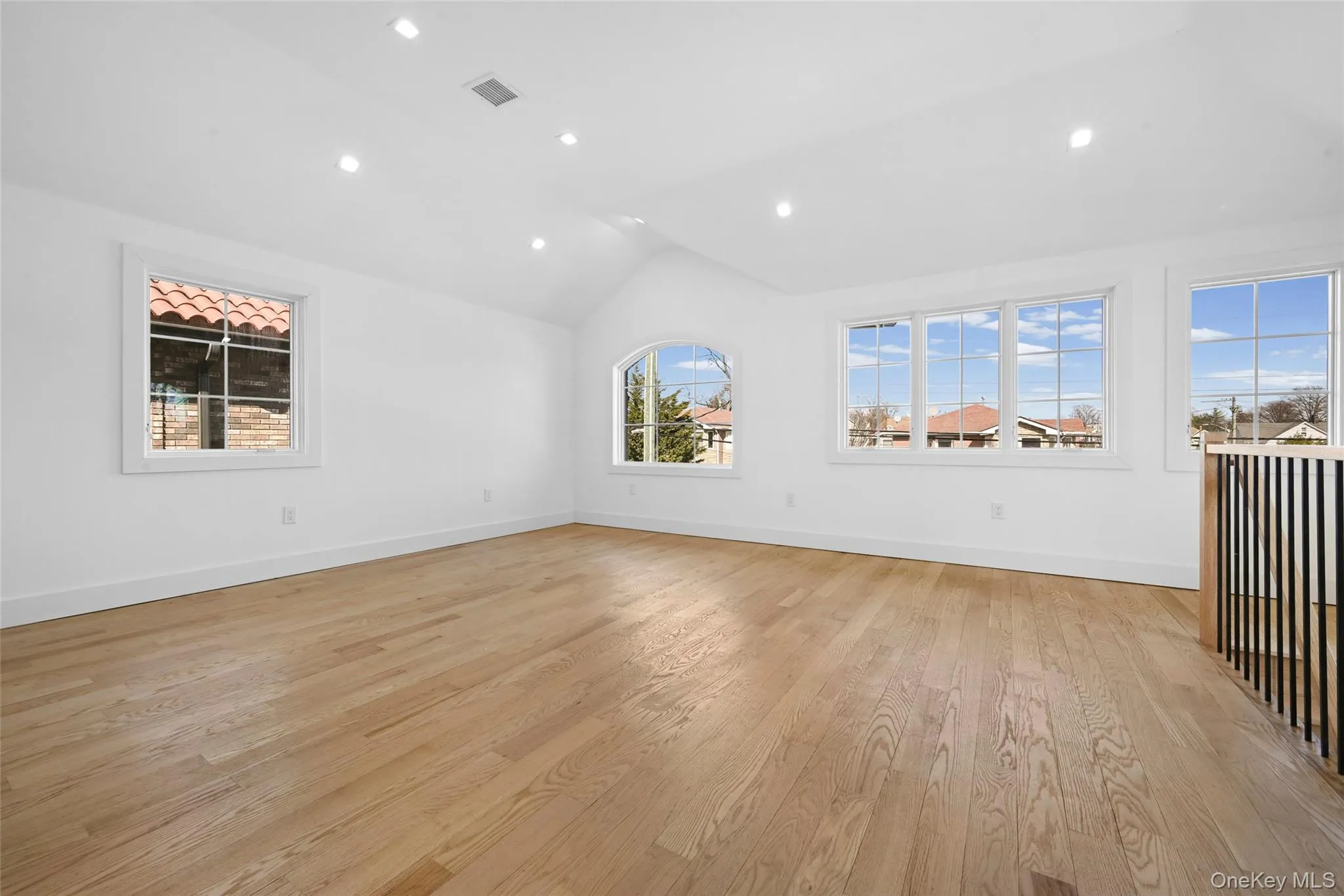 38-40 215 Street, New York, NY, 3 Bedrooms Bedrooms, 6 Rooms Rooms,2 BathroomsBathrooms,Residential Lease,For Rent,215,0,1036246 38-40 215 Street, New York, NY, 3 Bedrooms Bedrooms, 6 Rooms Rooms,2 BathroomsBathrooms,Residential Lease,For Rent,215,0,1036246