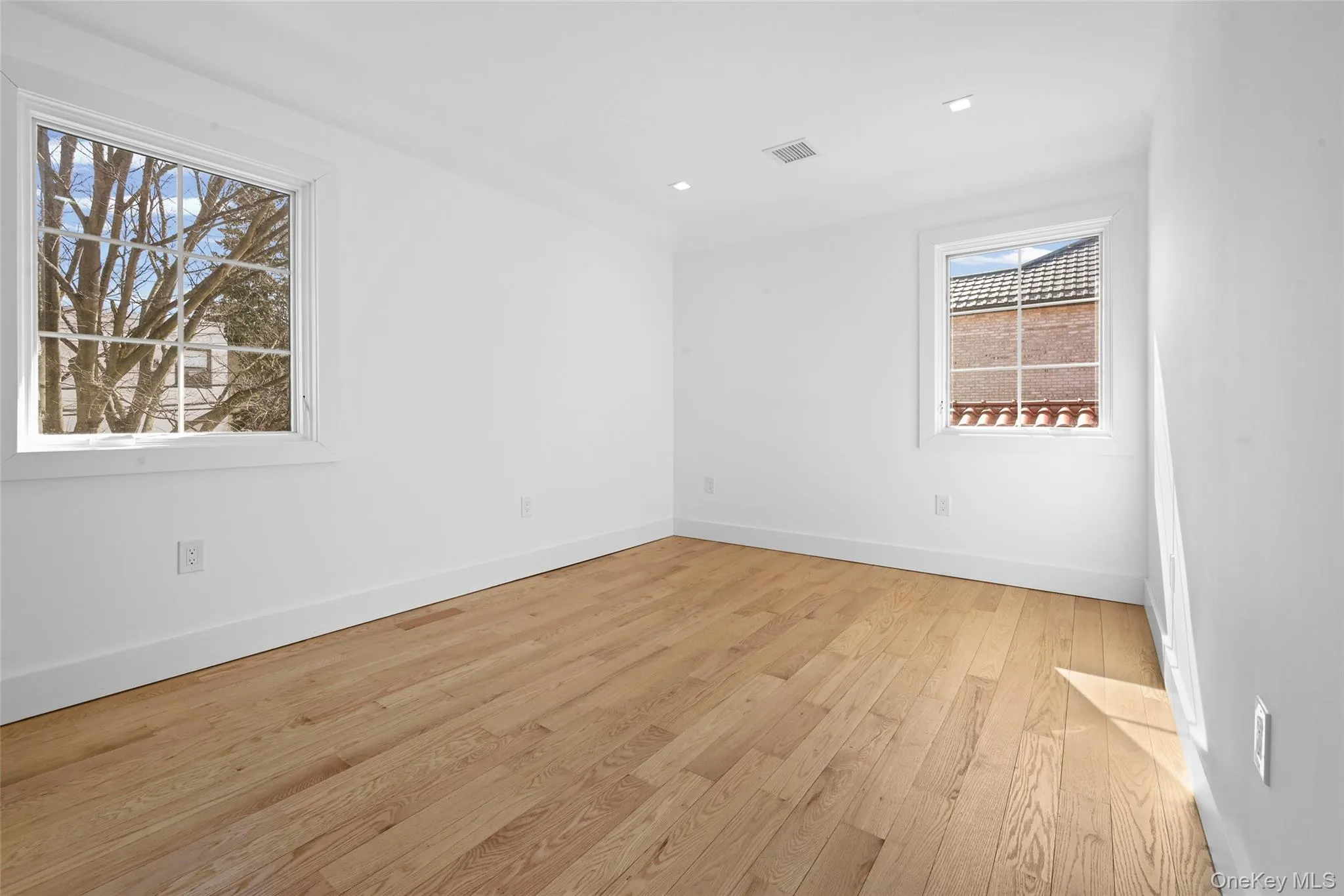 38-40 215 Street, New York, NY, 3 Bedrooms Bedrooms, 6 Rooms Rooms,2 BathroomsBathrooms,Residential Lease,For Rent,215,0,1036246 38-40 215 Street, New York, NY, 3 Bedrooms Bedrooms, 6 Rooms Rooms,2 BathroomsBathrooms,Residential Lease,For Rent,215,0,1036246