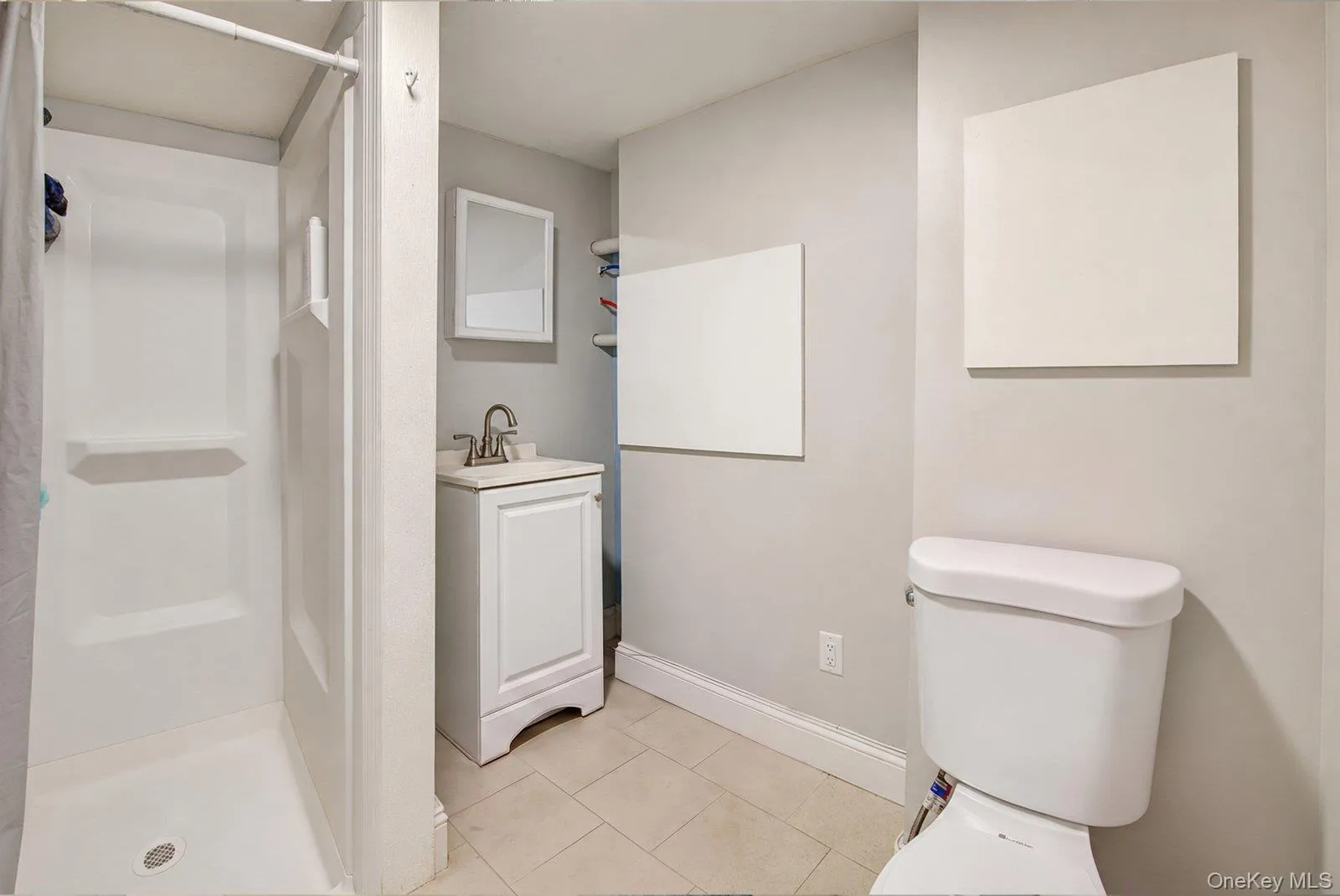 95 Booker Avenue, Babylon, NY, 5 Bedrooms Bedrooms, 10 Rooms Rooms,3 BathroomsBathrooms,Residential,For Rent,Booker,0,1036248 95 Booker Avenue, Babylon, NY, 5 Bedrooms Bedrooms, 10 Rooms Rooms,3 BathroomsBathrooms,Residential,For Rent,Booker,0,1036248