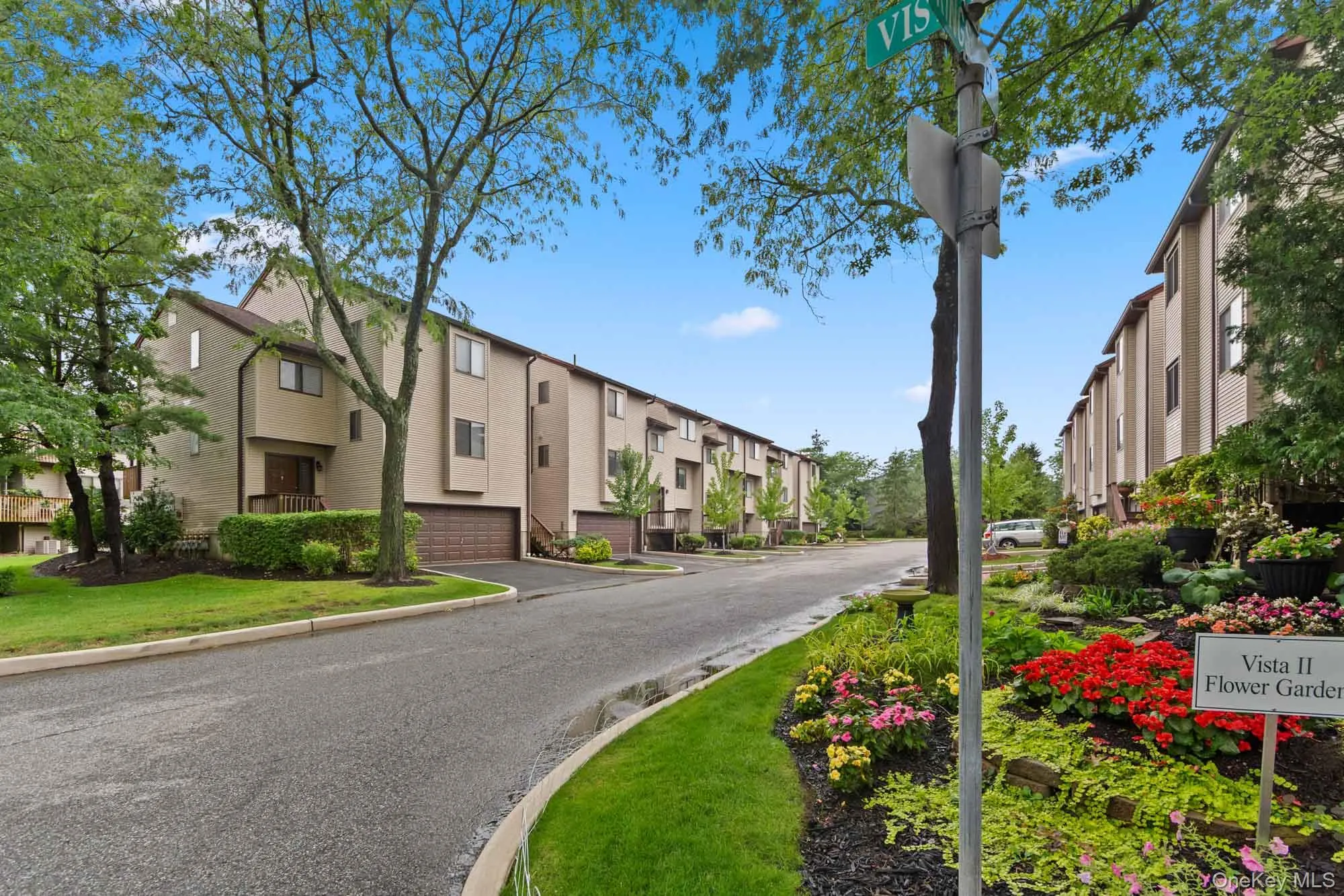 5 Kings Court, Clarkstown, NY, 1 Bedroom Bedrooms, 4 Rooms Rooms,1 BathroomBathrooms,Residential,For Rent,Kings,0,1036249 5 Kings Court, Clarkstown, NY, 1 Bedroom Bedrooms, 4 Rooms Rooms,1 BathroomBathrooms,Residential,For Rent,Kings,0,1036249