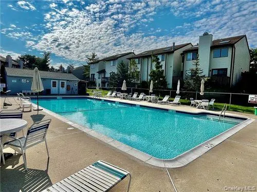 5 Kings Court, Clarkstown, NY, 1 Bedroom Bedrooms, 4 Rooms Rooms,1 BathroomBathrooms,Residential,For Rent,Kings,0,1036249 5 Kings Court, Clarkstown, NY, 1 Bedroom Bedrooms, 4 Rooms Rooms,1 BathroomBathrooms,Residential,For Rent,Kings,0,1036249