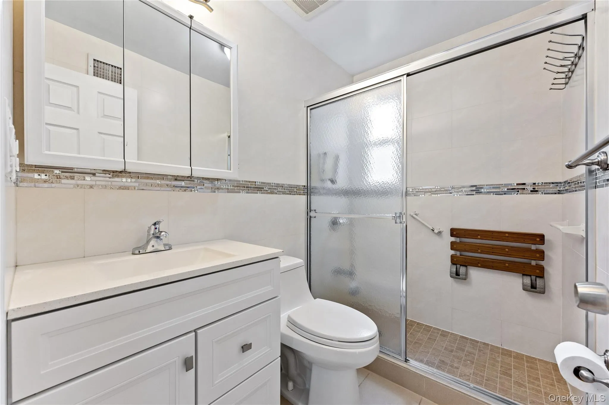 164-31 Underhill Avenue, New York, NY, 4 Bedrooms Bedrooms, 10 Rooms Rooms,3 BathroomsBathrooms,Residential Lease,For Rent,Underhill,0,1036250 164-31 Underhill Avenue, New York, NY, 4 Bedrooms Bedrooms, 10 Rooms Rooms,3 BathroomsBathrooms,Residential Lease,For Rent,Underhill,0,1036250