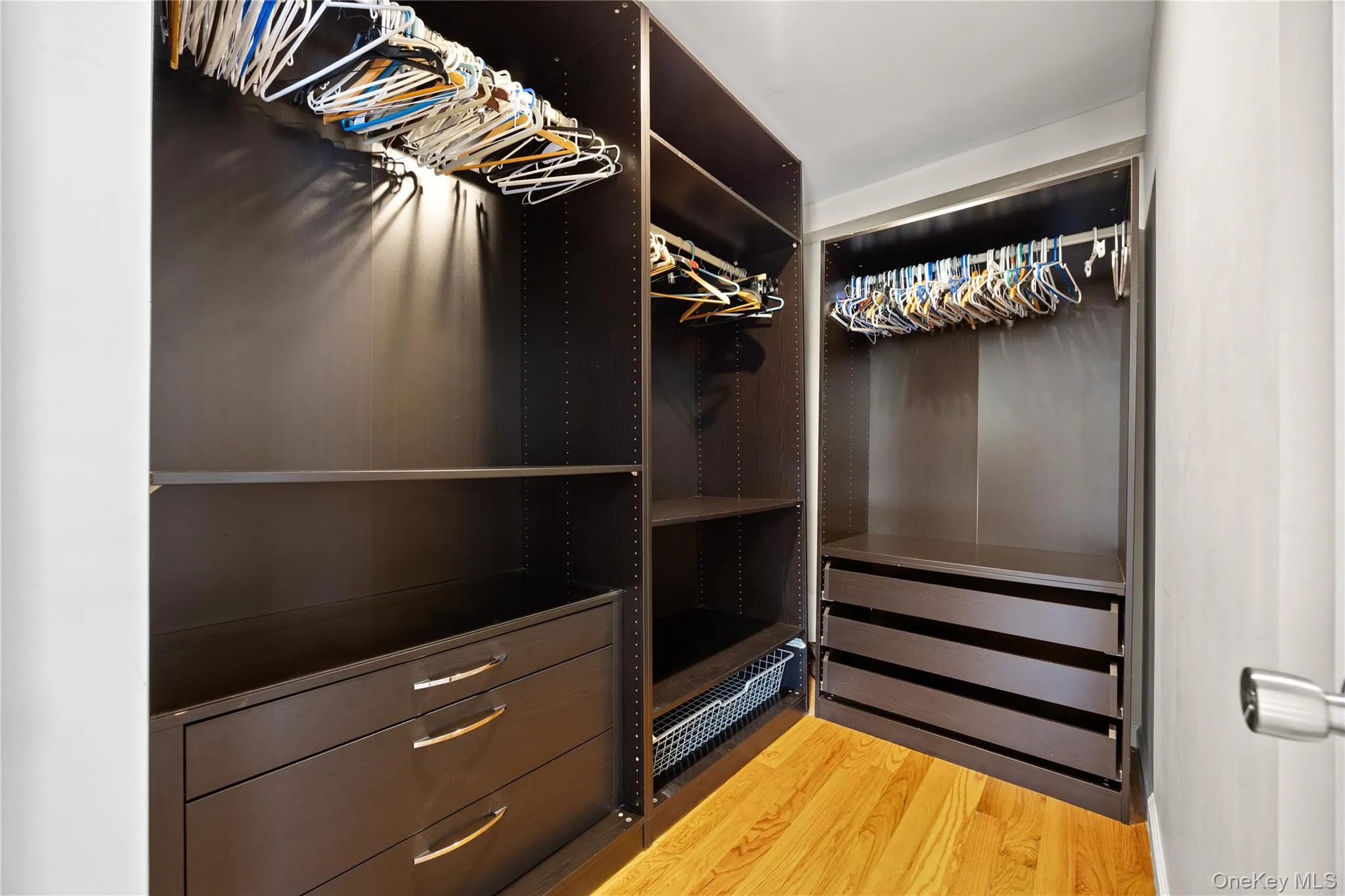 164-31 Underhill Avenue, New York, NY, 4 Bedrooms Bedrooms, 10 Rooms Rooms,3 BathroomsBathrooms,Residential Lease,For Rent,Underhill,0,1036250 164-31 Underhill Avenue, New York, NY, 4 Bedrooms Bedrooms, 10 Rooms Rooms,3 BathroomsBathrooms,Residential Lease,For Rent,Underhill,0,1036250