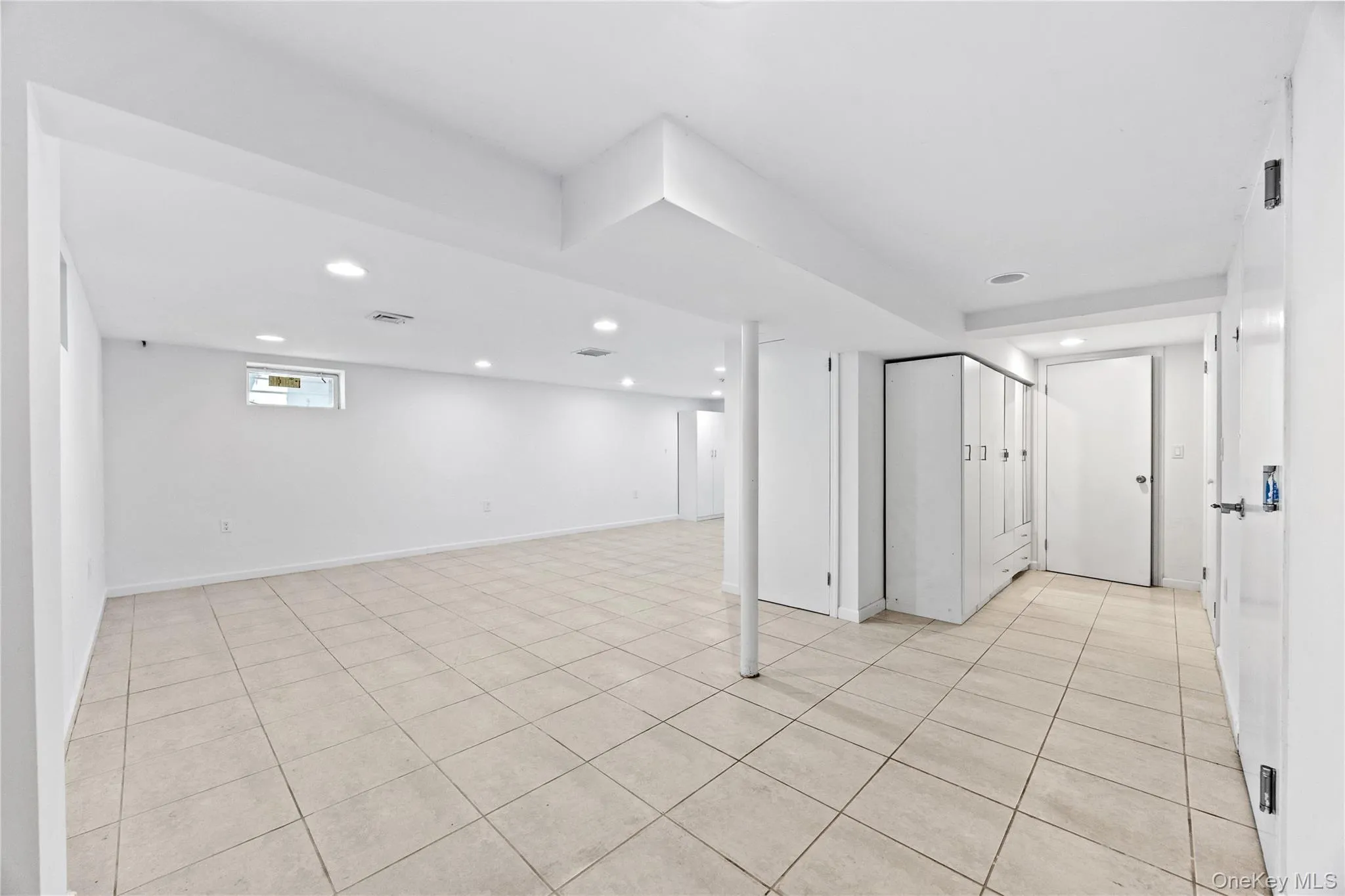 164-31 Underhill Avenue, New York, NY, 4 Bedrooms Bedrooms, 10 Rooms Rooms,3 BathroomsBathrooms,Residential Lease,For Rent,Underhill,0,1036250 164-31 Underhill Avenue, New York, NY, 4 Bedrooms Bedrooms, 10 Rooms Rooms,3 BathroomsBathrooms,Residential Lease,For Rent,Underhill,0,1036250