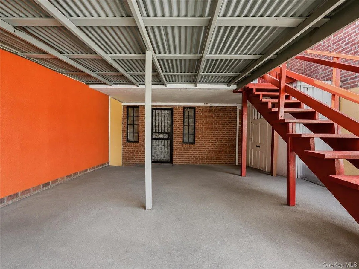 937 Duncan Street, New York, NY, 3 Bedrooms Bedrooms, 6 Rooms Rooms,1 BathroomBathrooms,Residential,For Rent,Duncan,0,1036251 937 Duncan Street, New York, NY, 3 Bedrooms Bedrooms, 6 Rooms Rooms,1 BathroomBathrooms,Residential,For Rent,Duncan,0,1036251