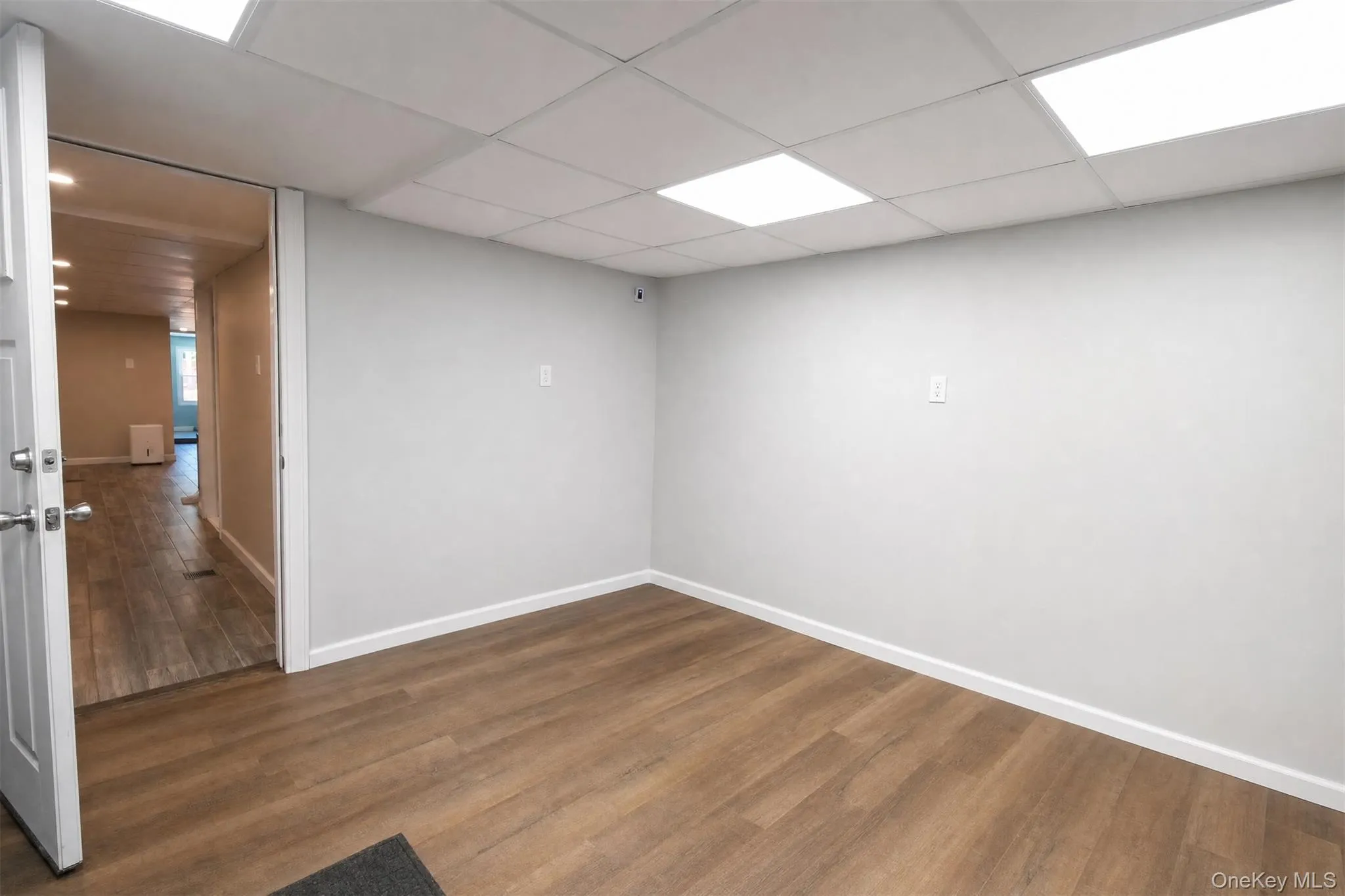 12 14th Road, New York, NY, 3 Bedrooms Bedrooms, 5 Rooms Rooms,2 BathroomsBathrooms,Residential,For Rent,14th,0,1036252 12 14th Road, New York, NY, 3 Bedrooms Bedrooms, 5 Rooms Rooms,2 BathroomsBathrooms,Residential,For Rent,14th,0,1036252