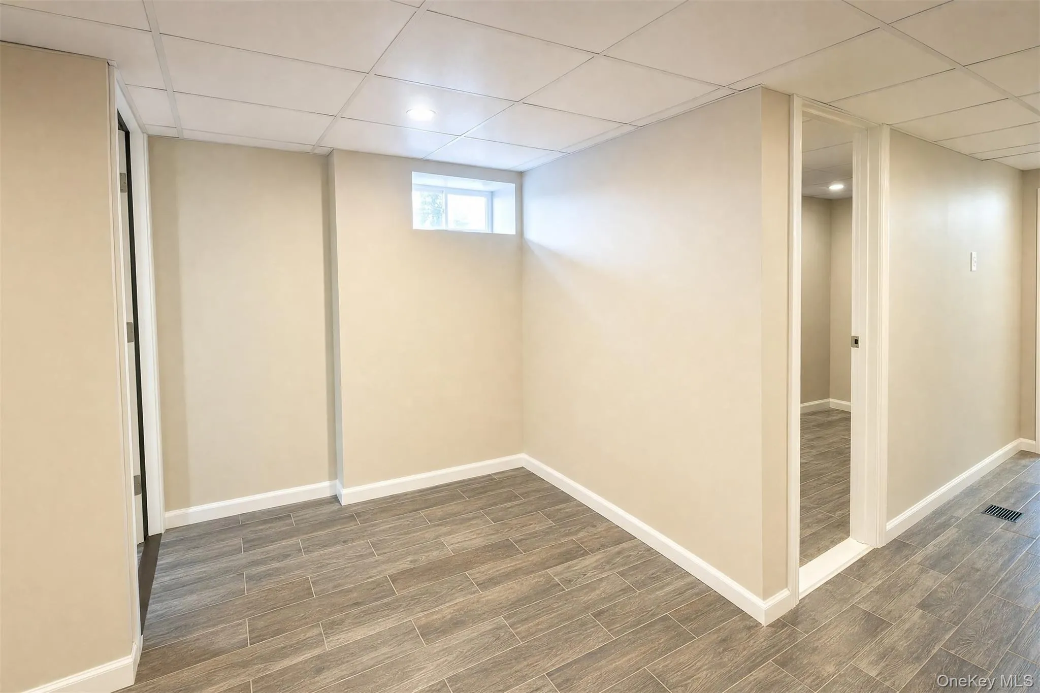 12 14th Road, New York, NY, 3 Bedrooms Bedrooms, 5 Rooms Rooms,2 BathroomsBathrooms,Residential,For Rent,14th,0,1036252 12 14th Road, New York, NY, 3 Bedrooms Bedrooms, 5 Rooms Rooms,2 BathroomsBathrooms,Residential,For Rent,14th,0,1036252