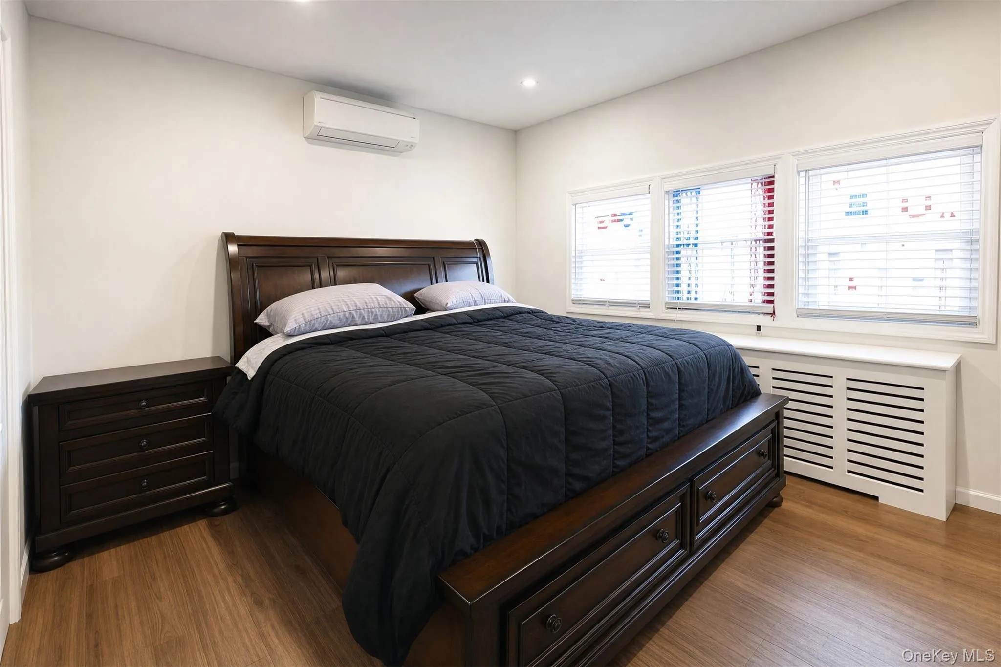 12 14th Road, New York, NY, 3 Bedrooms Bedrooms, 5 Rooms Rooms,2 BathroomsBathrooms,Residential,For Rent,14th,0,1036252 12 14th Road, New York, NY, 3 Bedrooms Bedrooms, 5 Rooms Rooms,2 BathroomsBathrooms,Residential,For Rent,14th,0,1036252