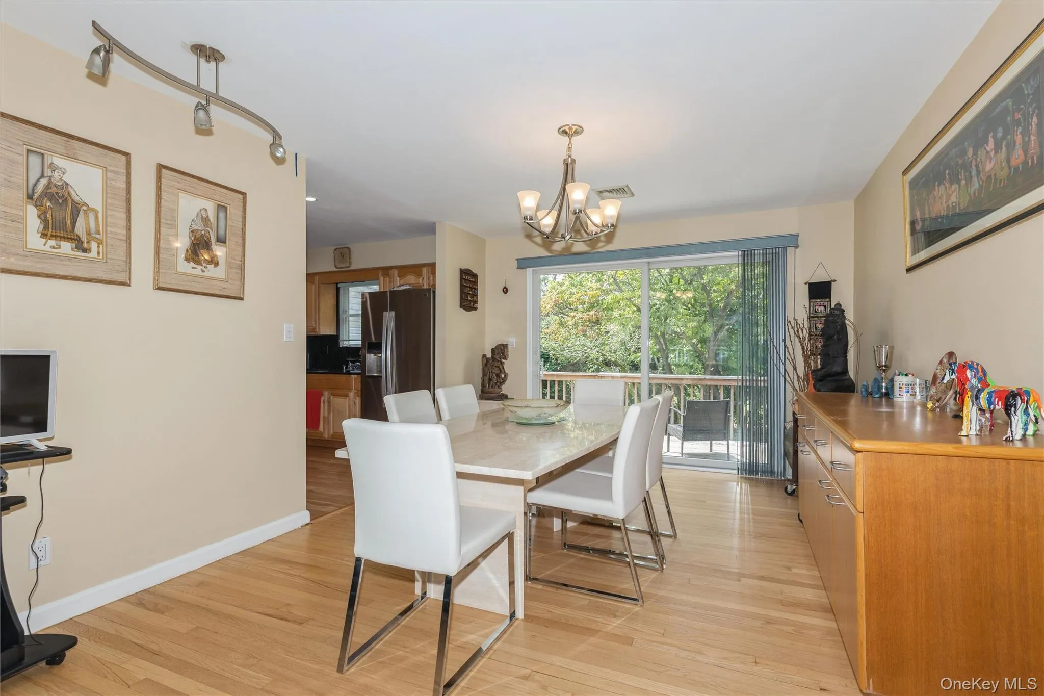 148 Lincoln Street, Hempstead, NY, 4 Bedrooms Bedrooms, 8 Rooms Rooms,3 BathroomsBathrooms,Residential Lease,For Rent,Lincoln,0,1036254 148 Lincoln Street, Hempstead, NY, 4 Bedrooms Bedrooms, 8 Rooms Rooms,3 BathroomsBathrooms,Residential Lease,For Rent,Lincoln,0,1036254