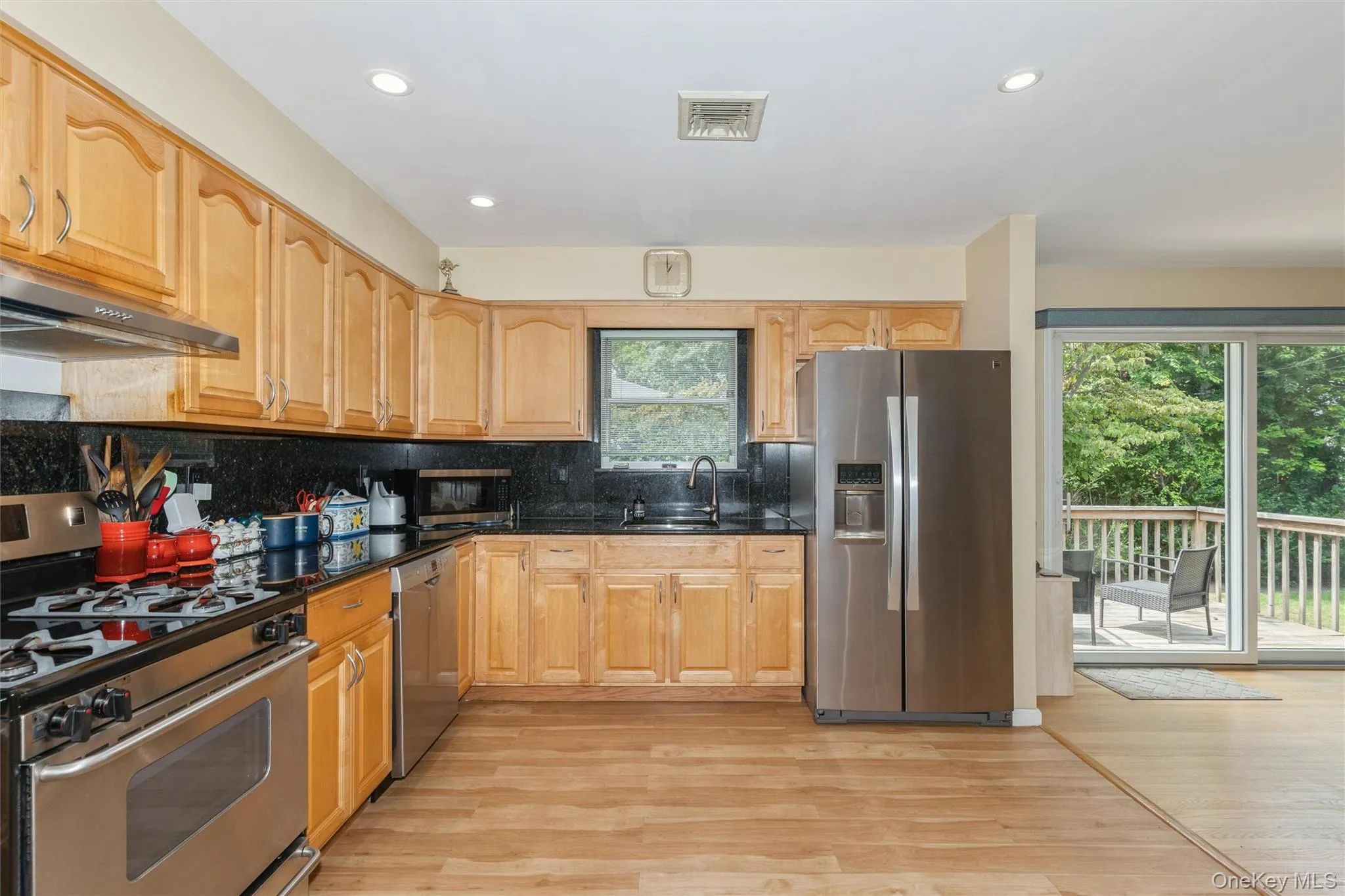 148 Lincoln Street, Hempstead, NY, 4 Bedrooms Bedrooms, 8 Rooms Rooms,3 BathroomsBathrooms,Residential Lease,For Rent,Lincoln,0,1036254 148 Lincoln Street, Hempstead, NY, 4 Bedrooms Bedrooms, 8 Rooms Rooms,3 BathroomsBathrooms,Residential Lease,For Rent,Lincoln,0,1036254