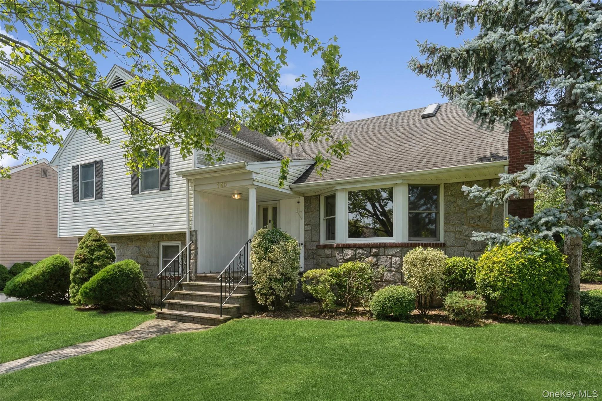 148 Lincoln Street, Hempstead, NY, 4 Bedrooms Bedrooms, 8 Rooms Rooms,3 BathroomsBathrooms,Residential Lease,For Rent,Lincoln,0,1036254 148 Lincoln Street, Hempstead, NY, 4 Bedrooms Bedrooms, 8 Rooms Rooms,3 BathroomsBathrooms,Residential Lease,For Rent,Lincoln,0,1036254