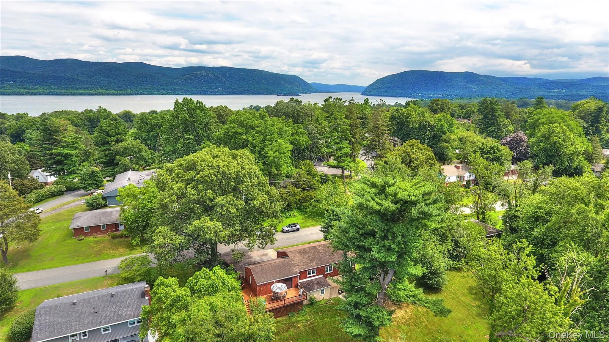 10 Oak Ridge Drive, New Windsor, NY, 3 Bedrooms Bedrooms, 7 Rooms Rooms,2 BathroomsBathrooms,Residential,For Rent,Oak Ridge,0,1036255 10 Oak Ridge Drive, New Windsor, NY, 3 Bedrooms Bedrooms, 7 Rooms Rooms,2 BathroomsBathrooms,Residential,For Rent,Oak Ridge,0,1036255