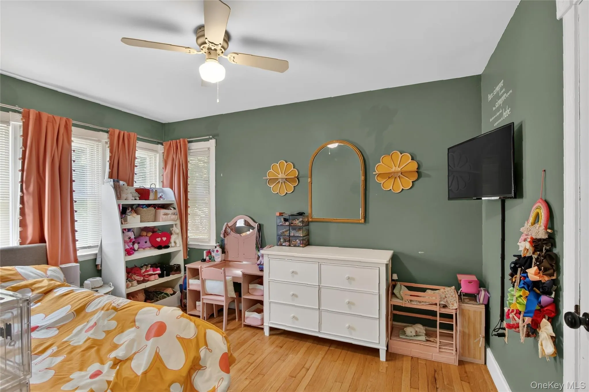 10 Oak Ridge Drive, New Windsor, NY, 3 Bedrooms Bedrooms, 7 Rooms Rooms,2 BathroomsBathrooms,Residential,For Rent,Oak Ridge,0,1036255 10 Oak Ridge Drive, New Windsor, NY, 3 Bedrooms Bedrooms, 7 Rooms Rooms,2 BathroomsBathrooms,Residential,For Rent,Oak Ridge,0,1036255