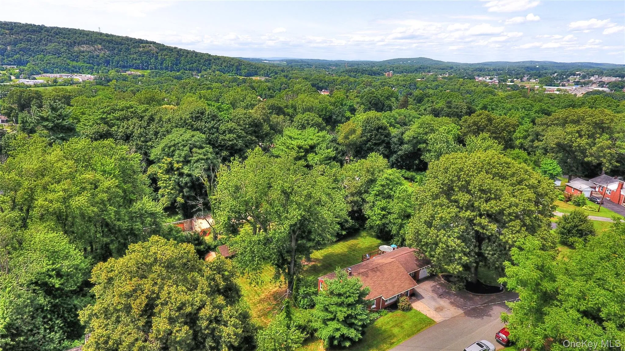 10 Oak Ridge Drive, New Windsor, NY, 3 Bedrooms Bedrooms, 7 Rooms Rooms,2 BathroomsBathrooms,Residential,For Rent,Oak Ridge,0,1036255 10 Oak Ridge Drive, New Windsor, NY, 3 Bedrooms Bedrooms, 7 Rooms Rooms,2 BathroomsBathrooms,Residential,For Rent,Oak Ridge,0,1036255
