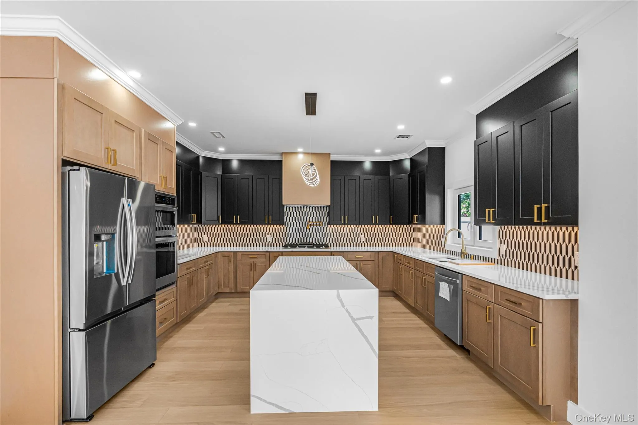 60 Periwinkle Road, Hempstead, NY, 5 Bedrooms Bedrooms, 12 Rooms Rooms,3 BathroomsBathrooms,Residential,For Rent,Periwinkle,0,1036257 60 Periwinkle Road, Hempstead, NY, 5 Bedrooms Bedrooms, 12 Rooms Rooms,3 BathroomsBathrooms,Residential,For Rent,Periwinkle,0,1036257