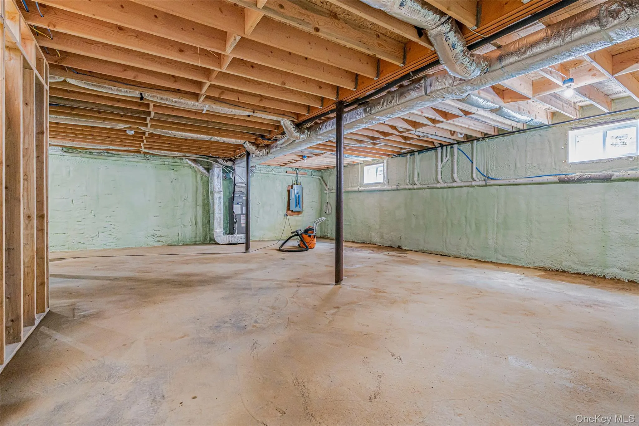 60 Periwinkle Road, Hempstead, NY, 5 Bedrooms Bedrooms, 12 Rooms Rooms,3 BathroomsBathrooms,Residential,For Rent,Periwinkle,0,1036257 60 Periwinkle Road, Hempstead, NY, 5 Bedrooms Bedrooms, 12 Rooms Rooms,3 BathroomsBathrooms,Residential,For Rent,Periwinkle,0,1036257