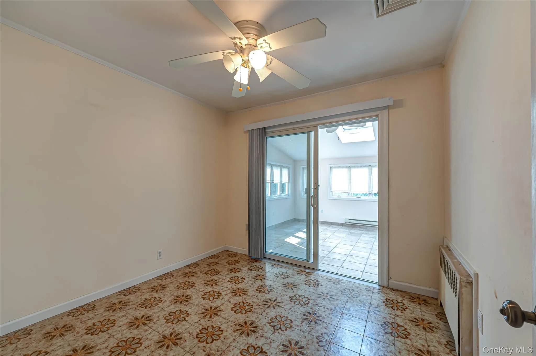 3986 Maplewood Drive, Hempstead, NY, 3 Bedrooms Bedrooms, 6 Rooms Rooms,1 BathroomBathrooms,Residential,For Rent,Maplewood,0,1036258 3986 Maplewood Drive, Hempstead, NY, 3 Bedrooms Bedrooms, 6 Rooms Rooms,1 BathroomBathrooms,Residential,For Rent,Maplewood,0,1036258