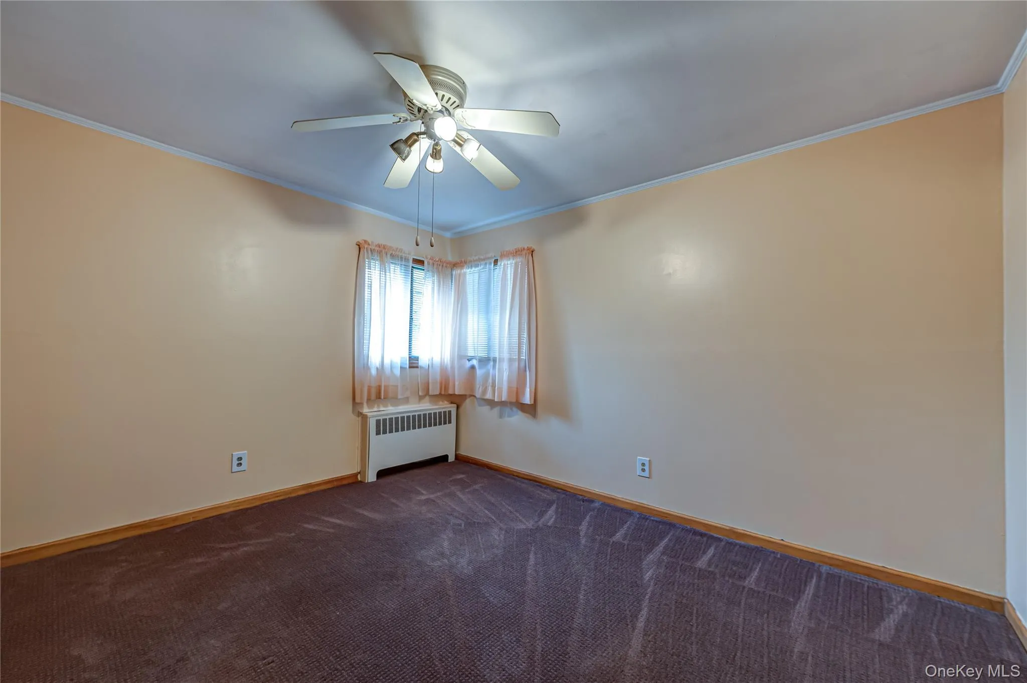 3986 Maplewood Drive, Hempstead, NY, 3 Bedrooms Bedrooms, 6 Rooms Rooms,1 BathroomBathrooms,Residential,For Rent,Maplewood,0,1036258 3986 Maplewood Drive, Hempstead, NY, 3 Bedrooms Bedrooms, 6 Rooms Rooms,1 BathroomBathrooms,Residential,For Rent,Maplewood,0,1036258