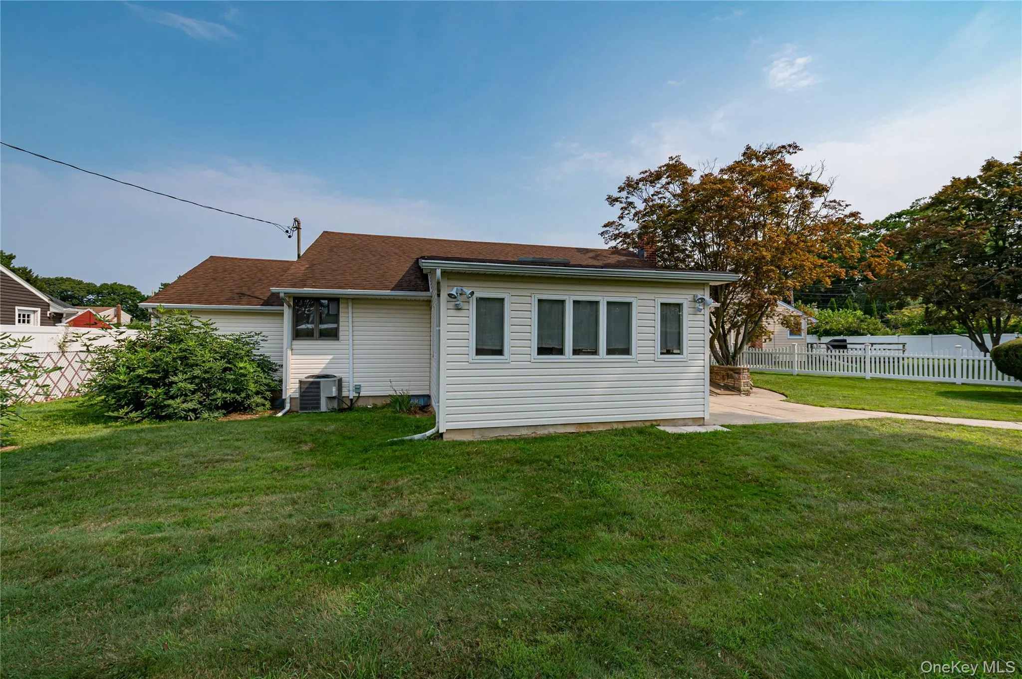 3986 Maplewood Drive, Hempstead, NY, 3 Bedrooms Bedrooms, 6 Rooms Rooms,1 BathroomBathrooms,Residential,For Rent,Maplewood,0,1036258 3986 Maplewood Drive, Hempstead, NY, 3 Bedrooms Bedrooms, 6 Rooms Rooms,1 BathroomBathrooms,Residential,For Rent,Maplewood,0,1036258