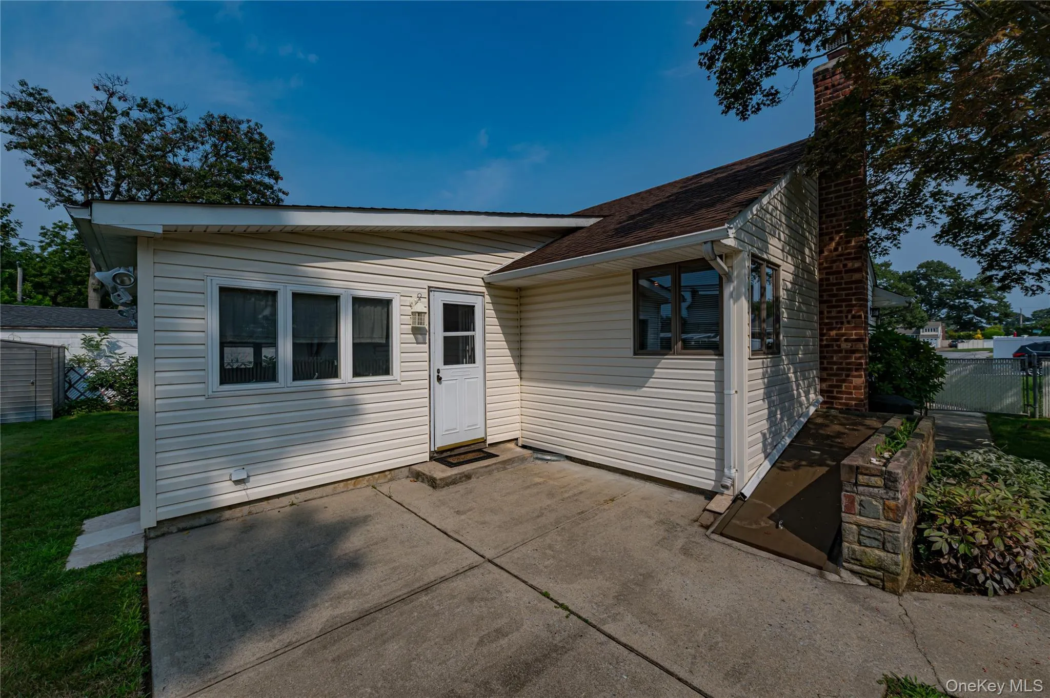 3986 Maplewood Drive, Hempstead, NY, 3 Bedrooms Bedrooms, 6 Rooms Rooms,1 BathroomBathrooms,Residential,For Rent,Maplewood,0,1036258 3986 Maplewood Drive, Hempstead, NY, 3 Bedrooms Bedrooms, 6 Rooms Rooms,1 BathroomBathrooms,Residential,For Rent,Maplewood,0,1036258