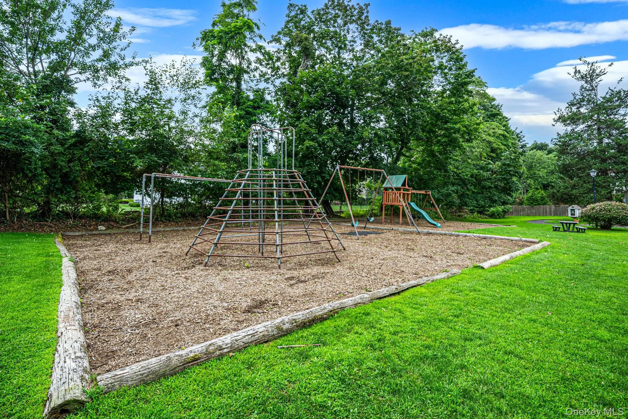 27 Walnut Avenue, Brookhaven, NY, 1 Bedroom Bedrooms, 3 Rooms Rooms,1 BathroomBathrooms,Residential Lease,For Rent,Walnut,0,1036259 27 Walnut Avenue, Brookhaven, NY, 1 Bedroom Bedrooms, 3 Rooms Rooms,1 BathroomBathrooms,Residential Lease,For Rent,Walnut,0,1036259