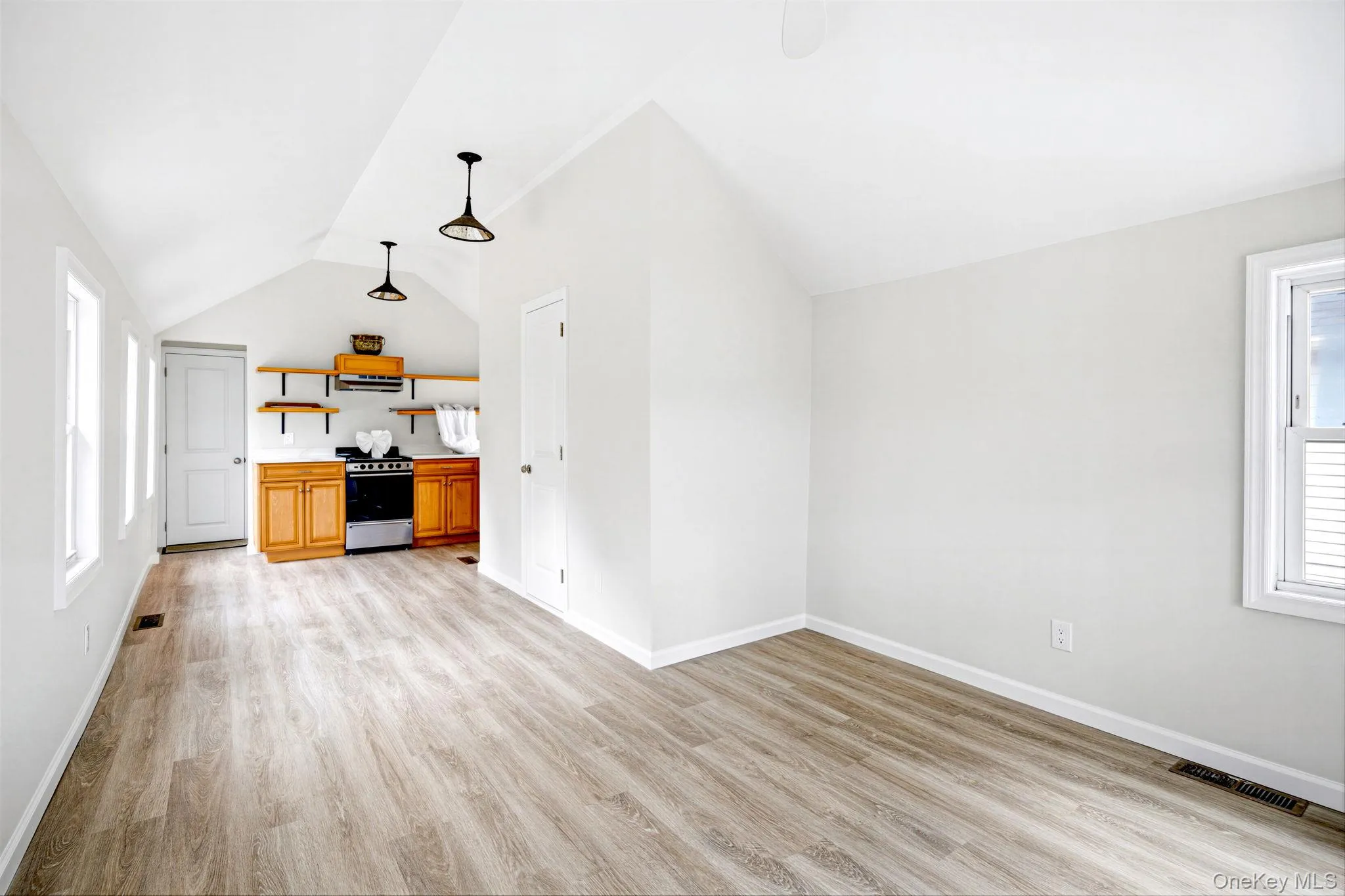 27 Walnut Avenue, Brookhaven, NY, 1 Bedroom Bedrooms, 3 Rooms Rooms,1 BathroomBathrooms,Residential Lease,For Rent,Walnut,0,1036259 27 Walnut Avenue, Brookhaven, NY, 1 Bedroom Bedrooms, 3 Rooms Rooms,1 BathroomBathrooms,Residential Lease,For Rent,Walnut,0,1036259