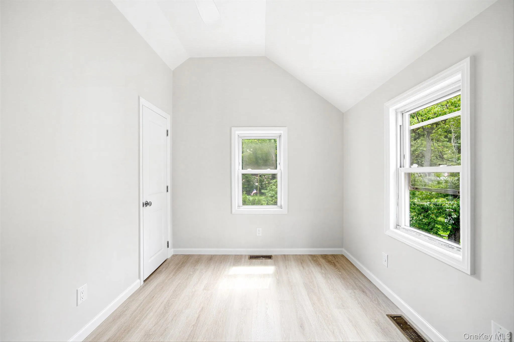27 Walnut Avenue, Brookhaven, NY, 1 Bedroom Bedrooms, 3 Rooms Rooms,1 BathroomBathrooms,Residential Lease,For Rent,Walnut,0,1036259 27 Walnut Avenue, Brookhaven, NY, 1 Bedroom Bedrooms, 3 Rooms Rooms,1 BathroomBathrooms,Residential Lease,For Rent,Walnut,0,1036259