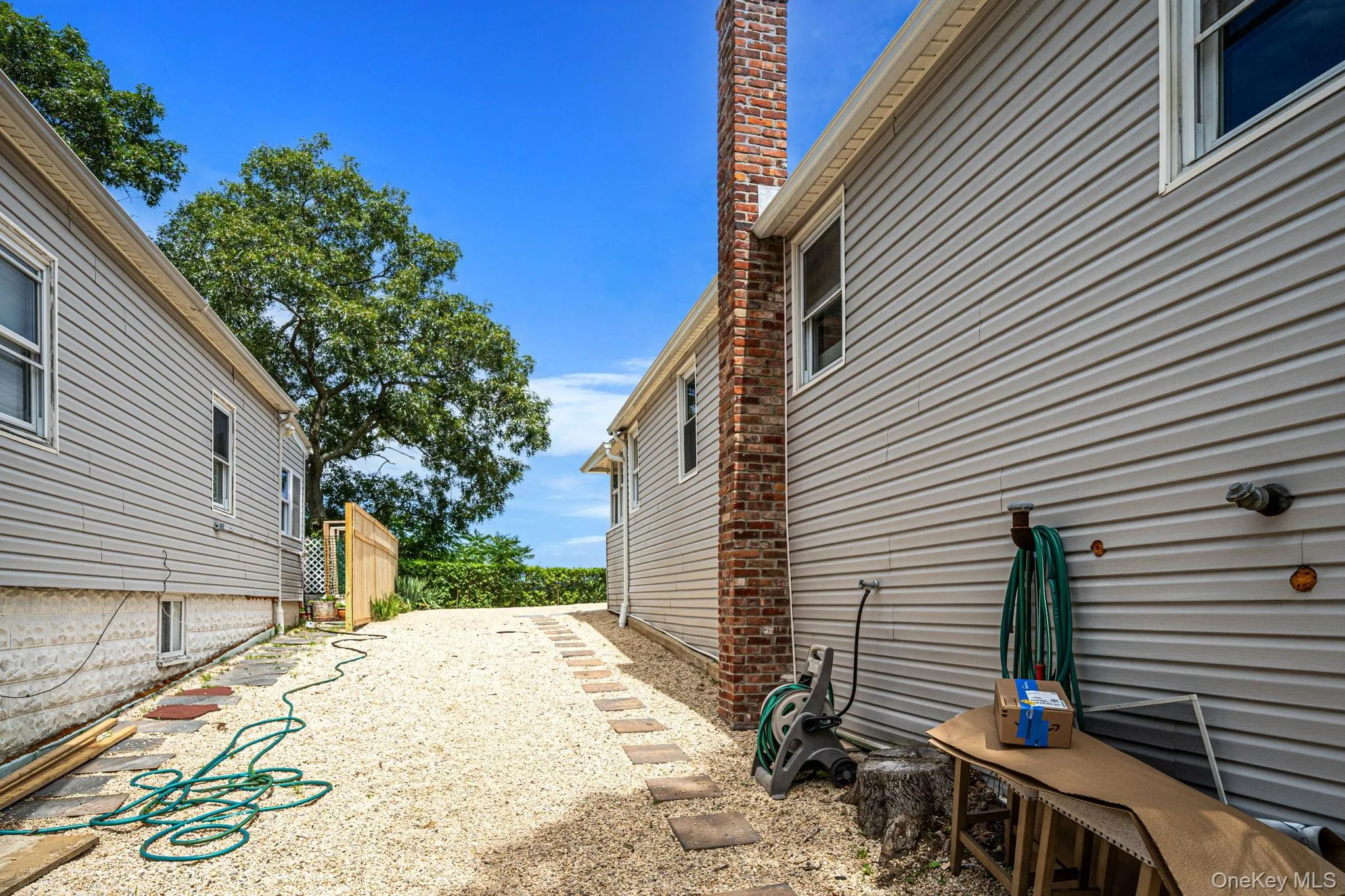 27 Walnut Avenue, Brookhaven, NY, 1 Bedroom Bedrooms, 3 Rooms Rooms,1 BathroomBathrooms,Residential Lease,For Rent,Walnut,0,1036259 27 Walnut Avenue, Brookhaven, NY, 1 Bedroom Bedrooms, 3 Rooms Rooms,1 BathroomBathrooms,Residential Lease,For Rent,Walnut,0,1036259