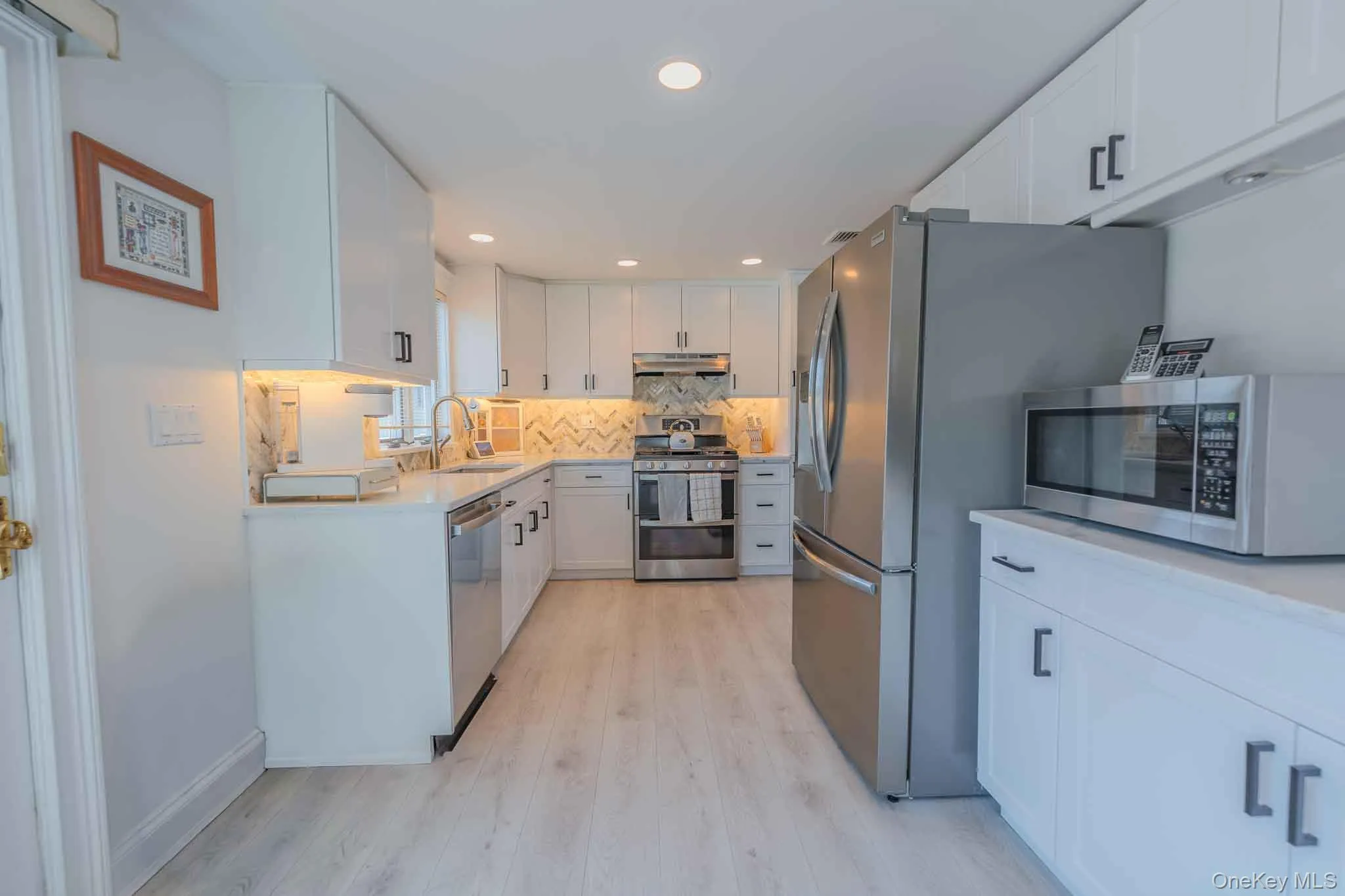 484 Washington Avenue, Babylon, NY, 4 Bedrooms Bedrooms, 12 Rooms Rooms,2 BathroomsBathrooms,Residential,For Rent,Washington,0,1036260 484 Washington Avenue, Babylon, NY, 4 Bedrooms Bedrooms, 12 Rooms Rooms,2 BathroomsBathrooms,Residential,For Rent,Washington,0,1036260