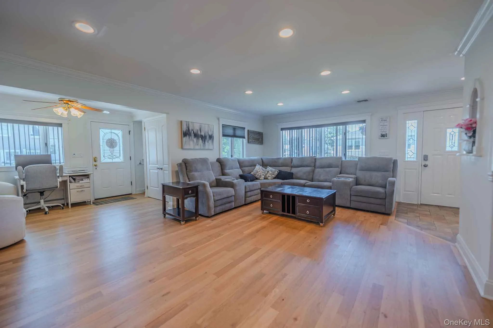 484 Washington Avenue, Babylon, NY, 4 Bedrooms Bedrooms, 12 Rooms Rooms,2 BathroomsBathrooms,Residential,For Rent,Washington,0,1036260 484 Washington Avenue, Babylon, NY, 4 Bedrooms Bedrooms, 12 Rooms Rooms,2 BathroomsBathrooms,Residential,For Rent,Washington,0,1036260