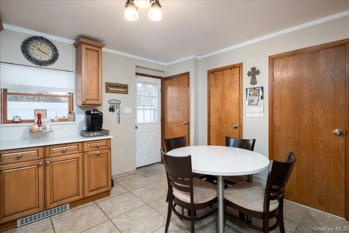 242 Seidman Place, Hempstead, NY, 4 Bedrooms Bedrooms, 9 Rooms Rooms,2 BathroomsBathrooms,Residential,For Rent,Seidman,0,1036274 242 Seidman Place, Hempstead, NY, 4 Bedrooms Bedrooms, 9 Rooms Rooms,2 BathroomsBathrooms,Residential,For Rent,Seidman,0,1036274