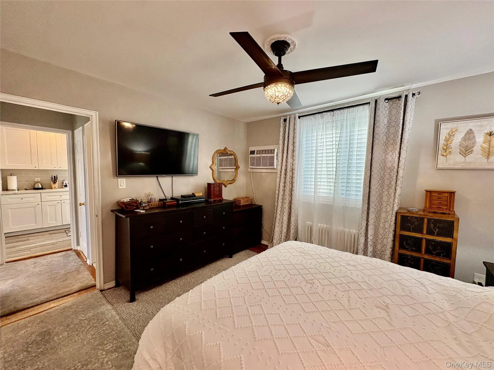 260-08 74th Avenue, New York, NY, 1 Bedroom Bedrooms, 3 Rooms Rooms,1 BathroomBathrooms,Residential Lease,For Rent,74th,0,1036275 260-08 74th Avenue, New York, NY, 1 Bedroom Bedrooms, 3 Rooms Rooms,1 BathroomBathrooms,Residential Lease,For Rent,74th,0,1036275