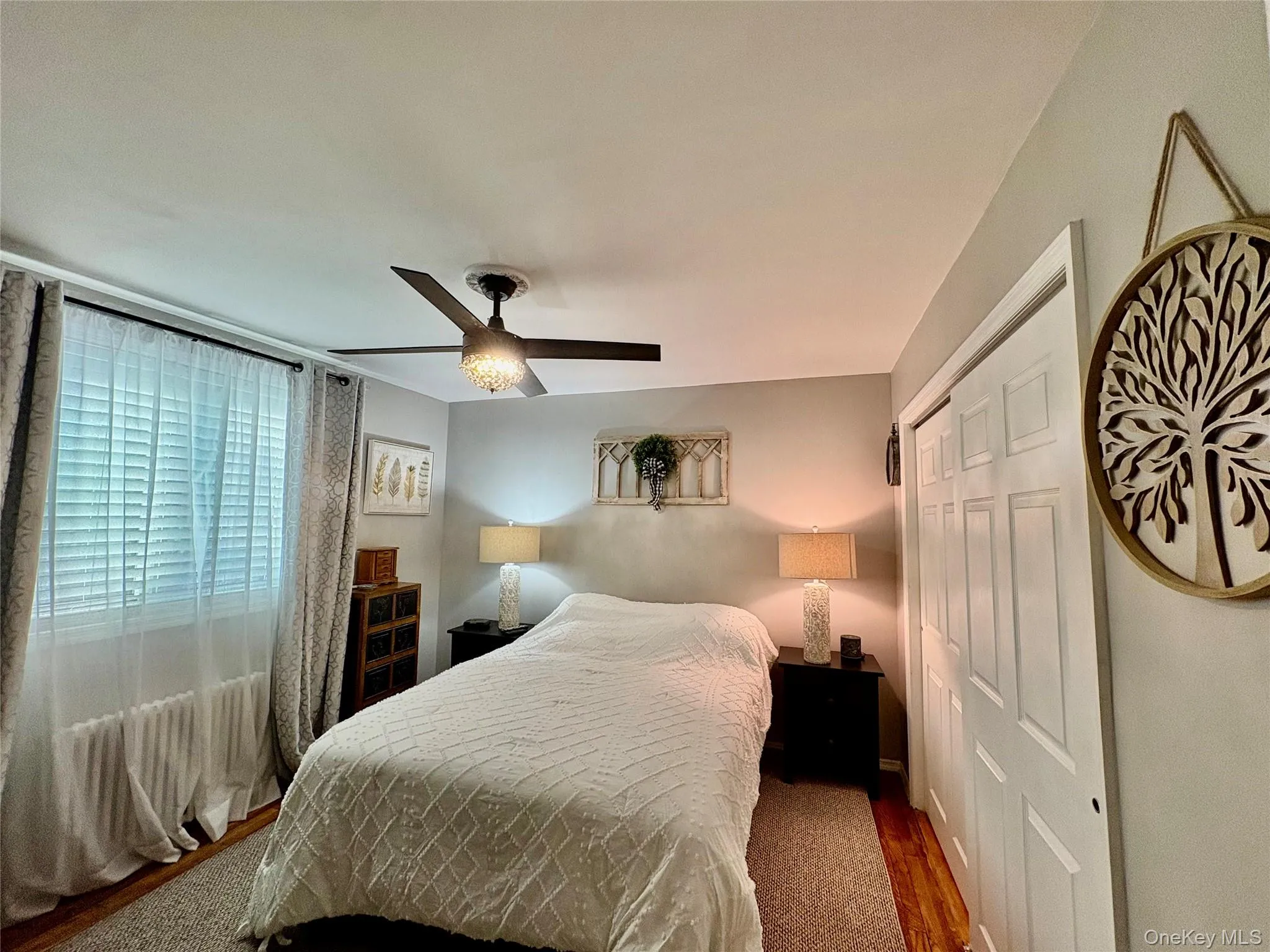 260-08 74th Avenue, New York, NY, 1 Bedroom Bedrooms, 3 Rooms Rooms,1 BathroomBathrooms,Residential Lease,For Rent,74th,0,1036275 260-08 74th Avenue, New York, NY, 1 Bedroom Bedrooms, 3 Rooms Rooms,1 BathroomBathrooms,Residential Lease,For Rent,74th,0,1036275